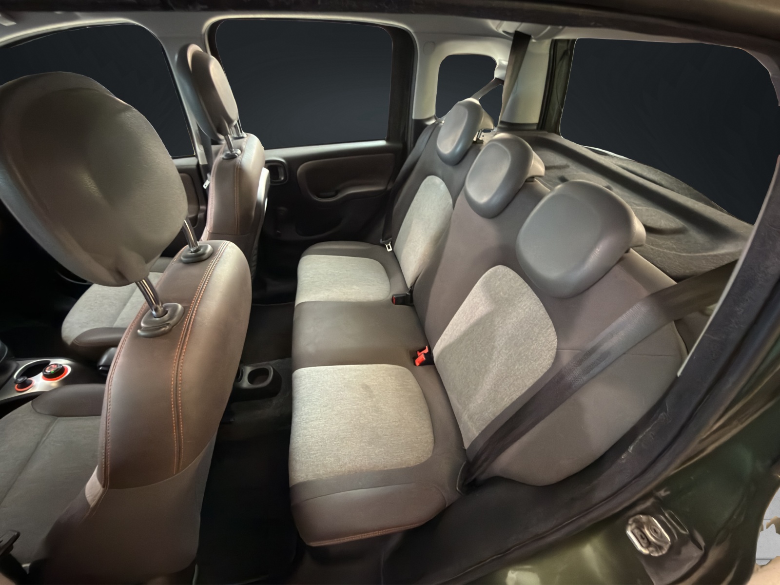 FIAT Panda 1.3 MJ Cross 4x4-image-13
