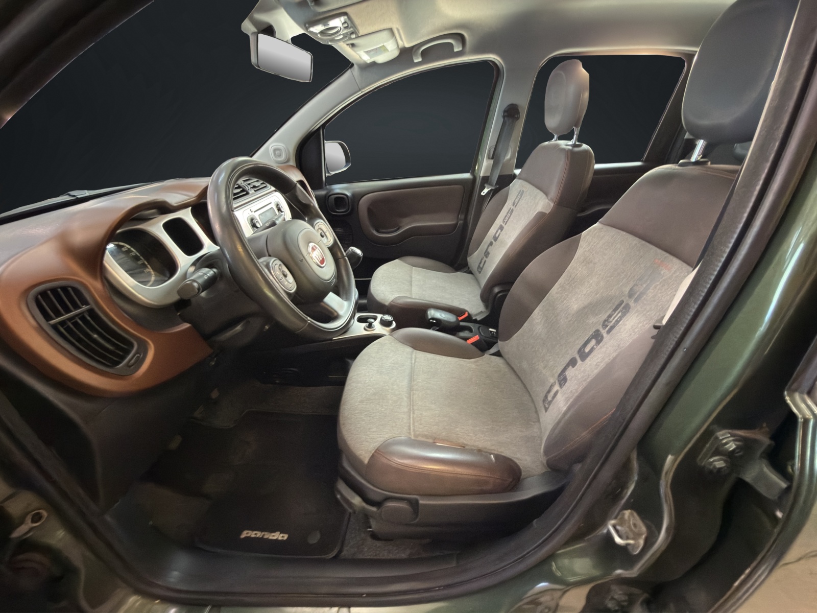 FIAT Panda 1.3 MJ Cross 4x4-image-11