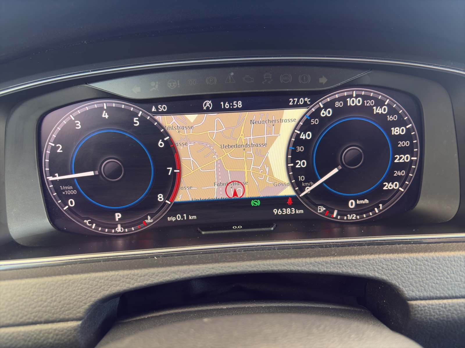 VW Golf 1.5 TSI EVO Comfortline DSG-image-11
