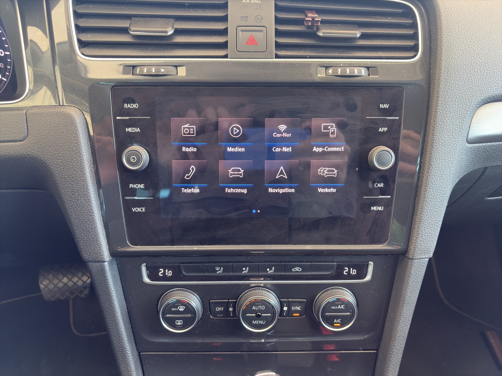 VW Golf 1.5 TSI EVO Comfortline DSG-image-9