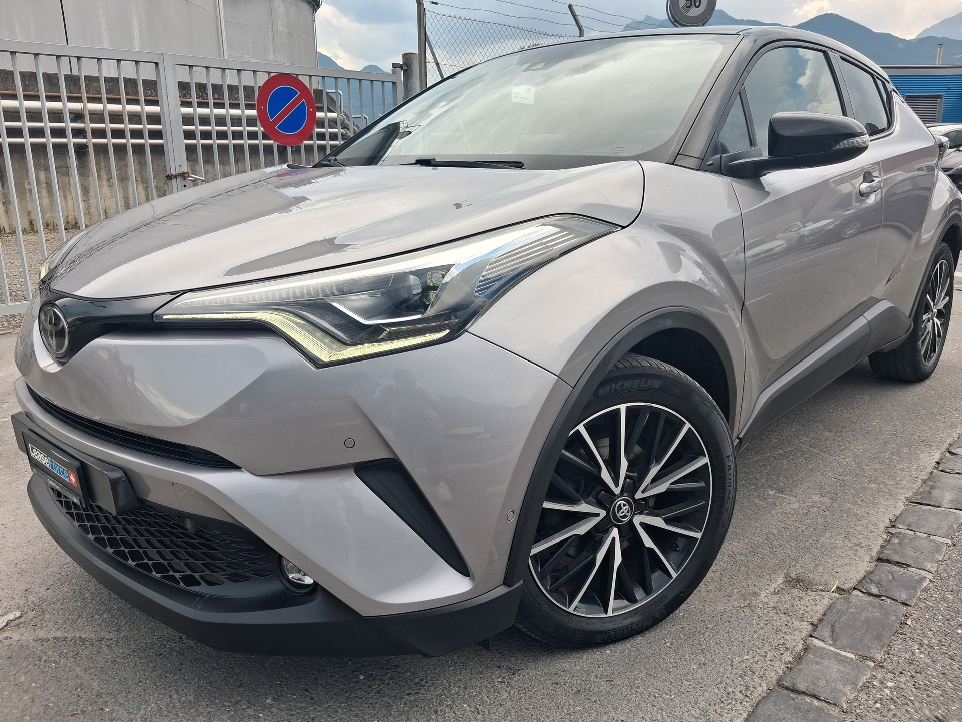 TOYOTA C-HR 1.2 Turbo Trend 4WD Multidrive S-image-0
