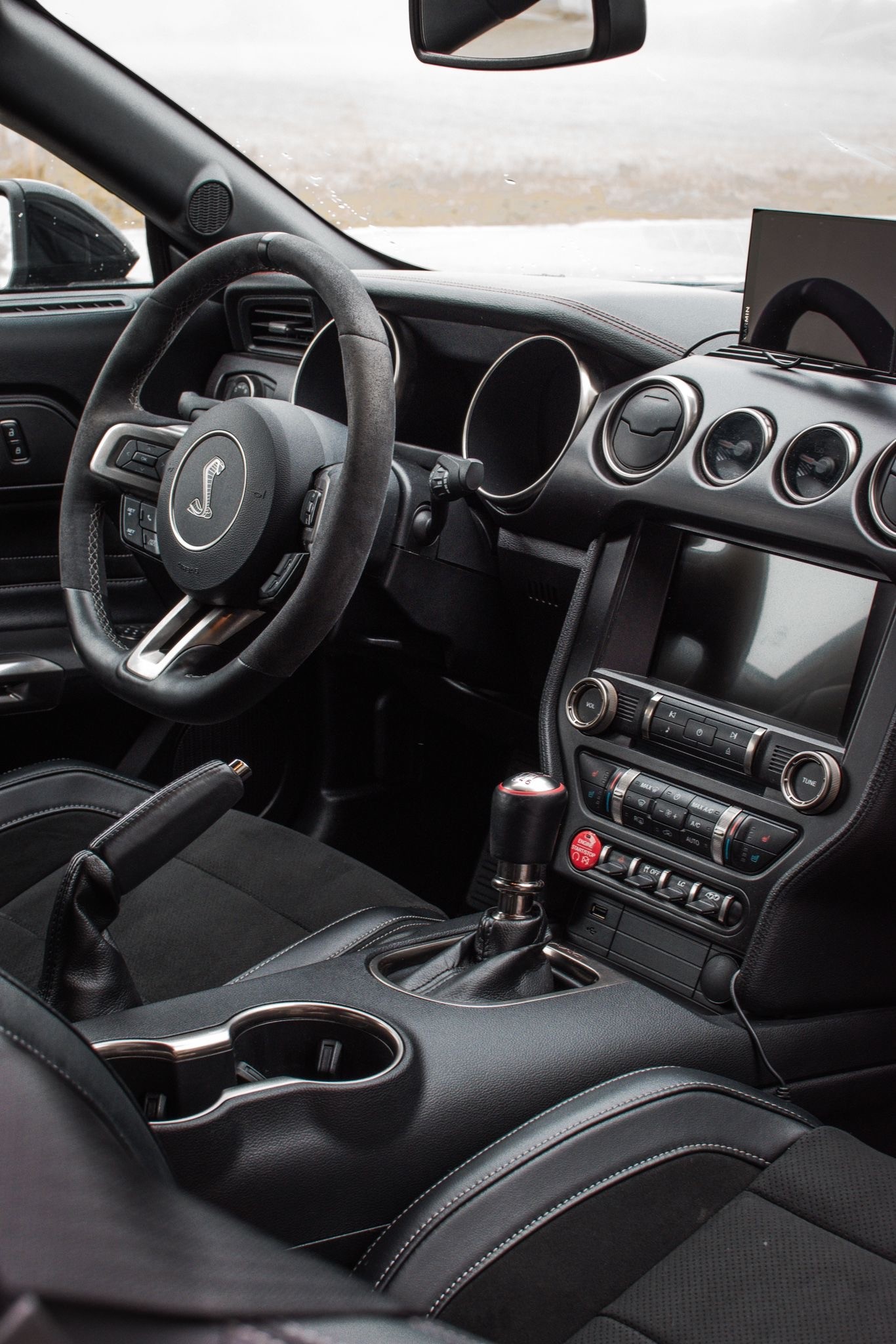 FORD Shelby GT350-image-4