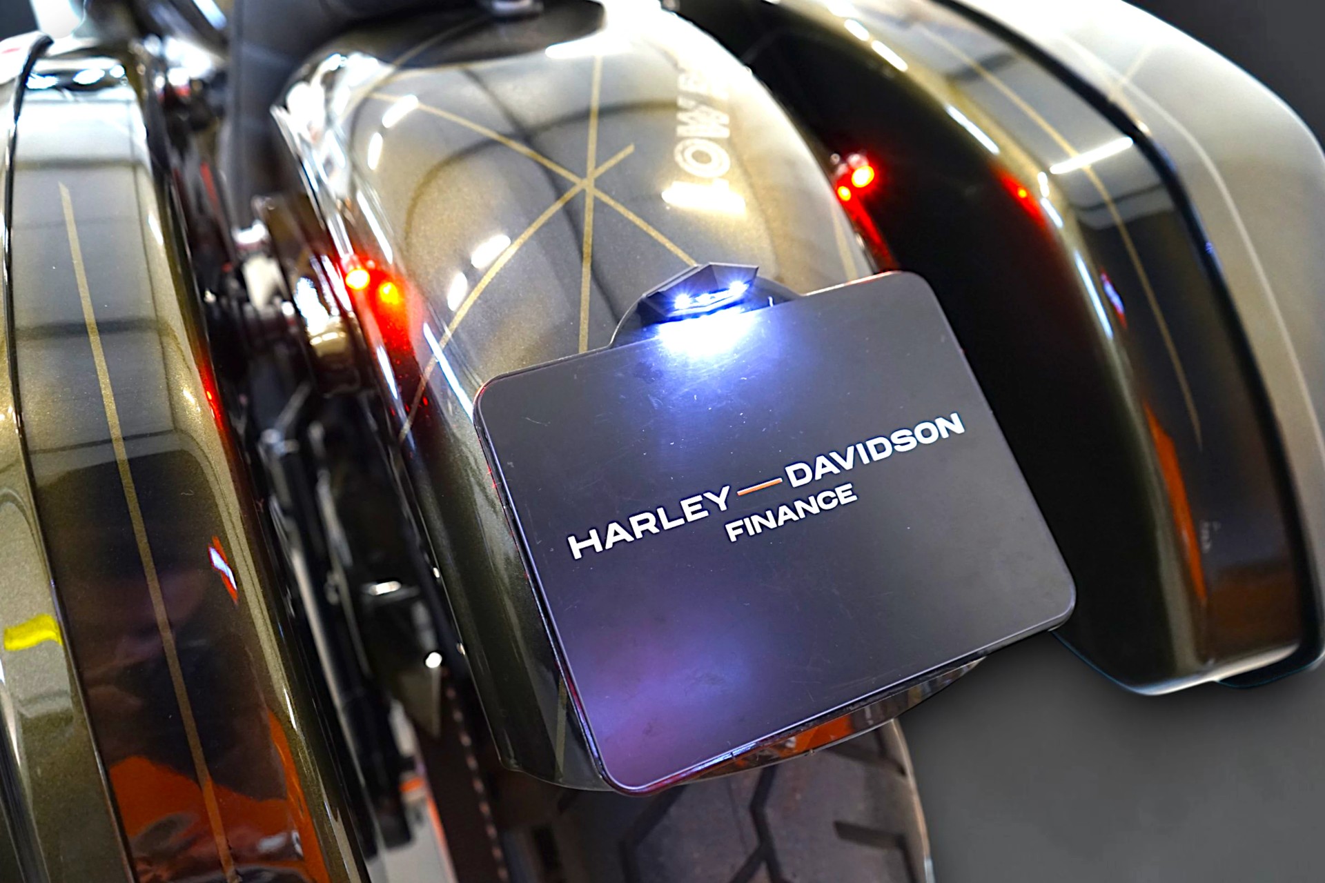 HARLEY-DAVIDSON FXLRST Low Rider ST 117-image-8