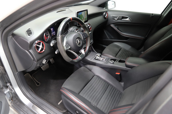 MERCEDES-BENZ A 45 AMG 4Matic-image-7