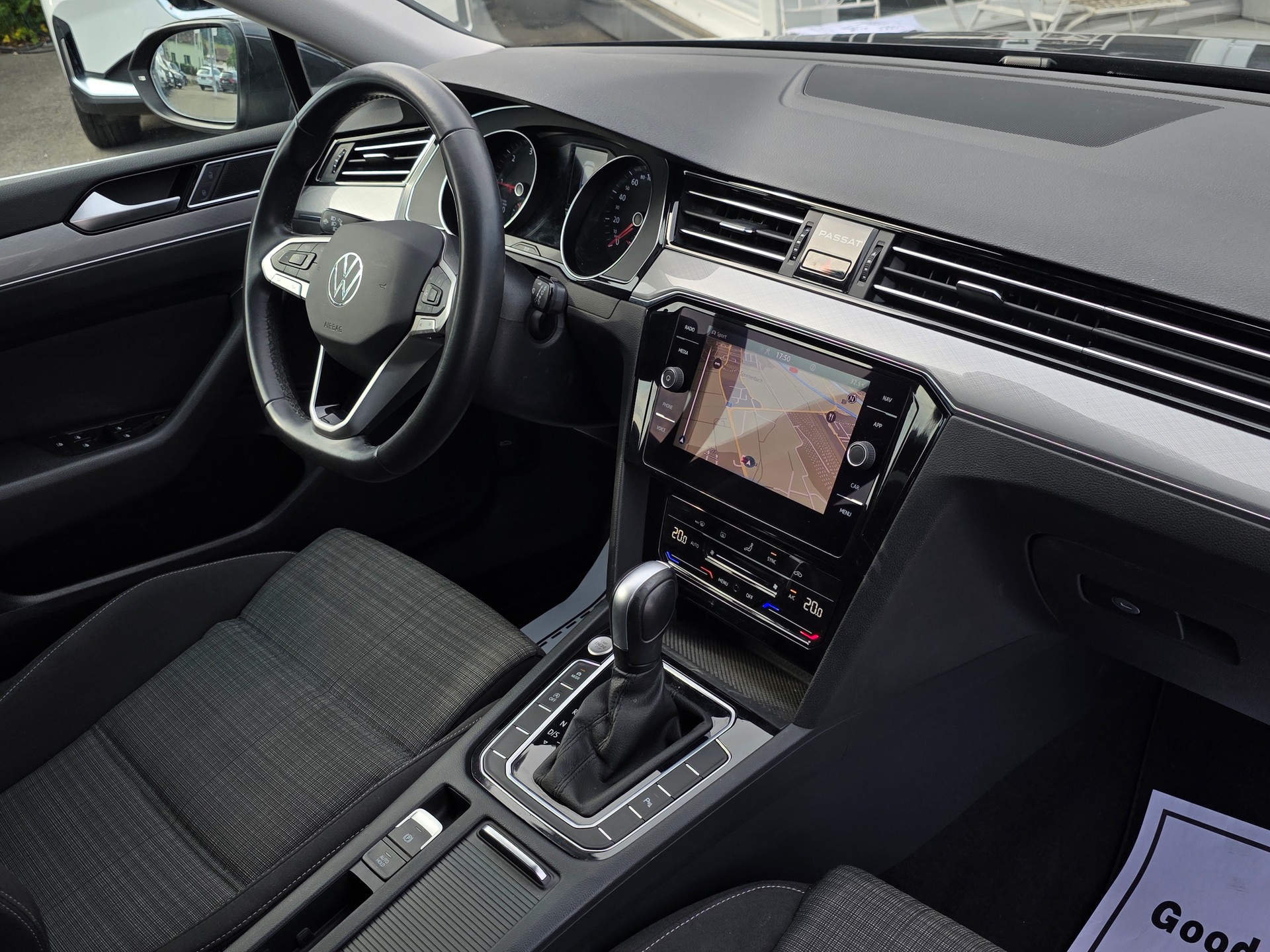 VW Passat 2.0 TDI BMT Business DSG * CH-Fahrzeug *-image-18