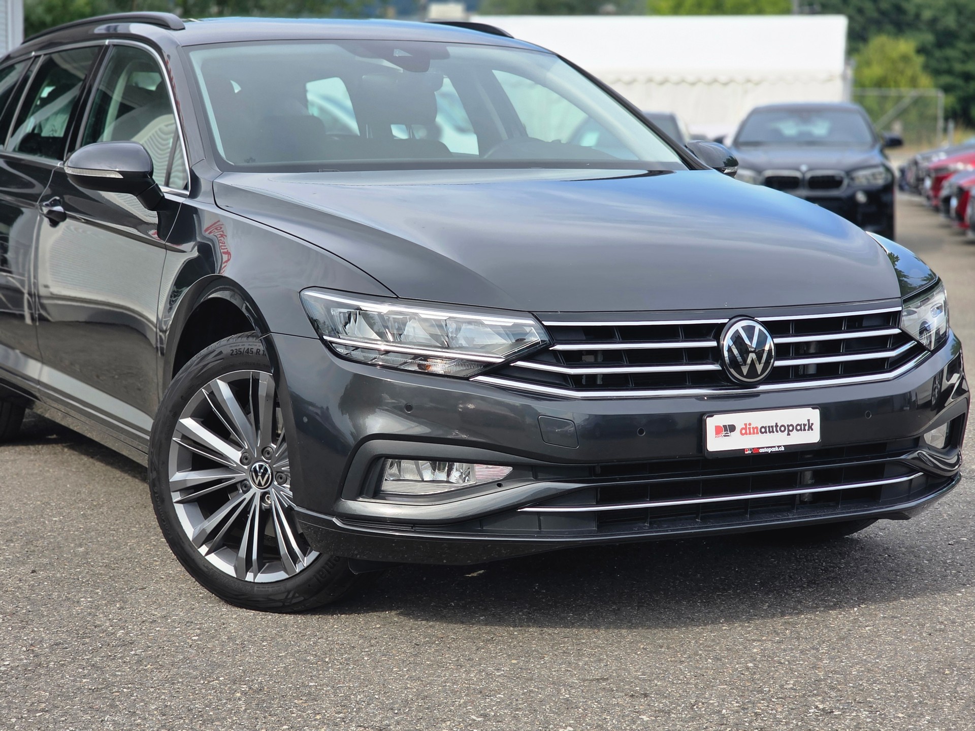 VW Passat 2.0 TDI BMT Business DSG * CH-Fahrzeug *-image-4