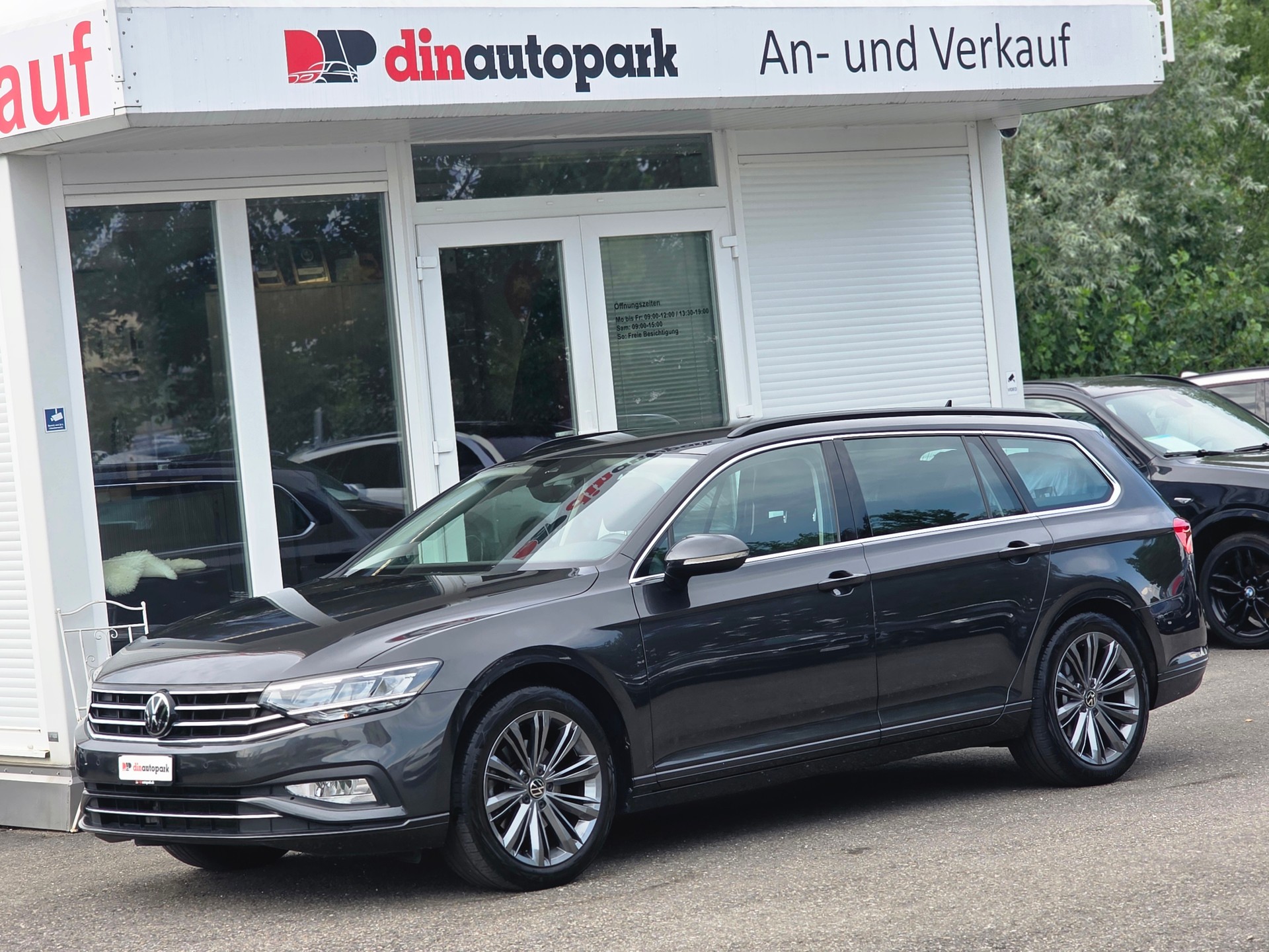 VW Passat 2.0 TDI BMT Business DSG * CH-Fahrzeug *-image-0