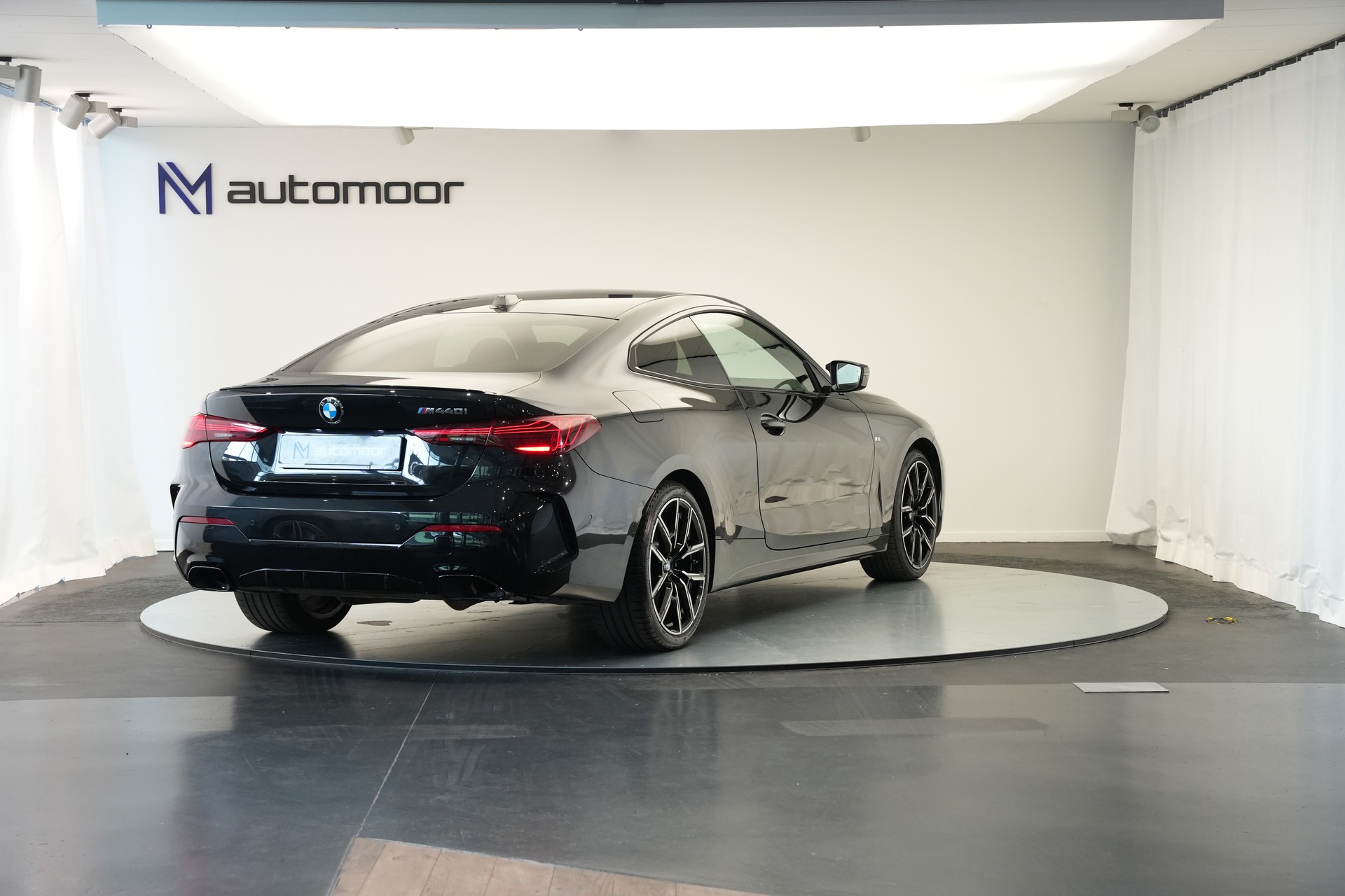 BMW M440i xDrive 48V Coupé M Sport Pro Steptronic-image-4
