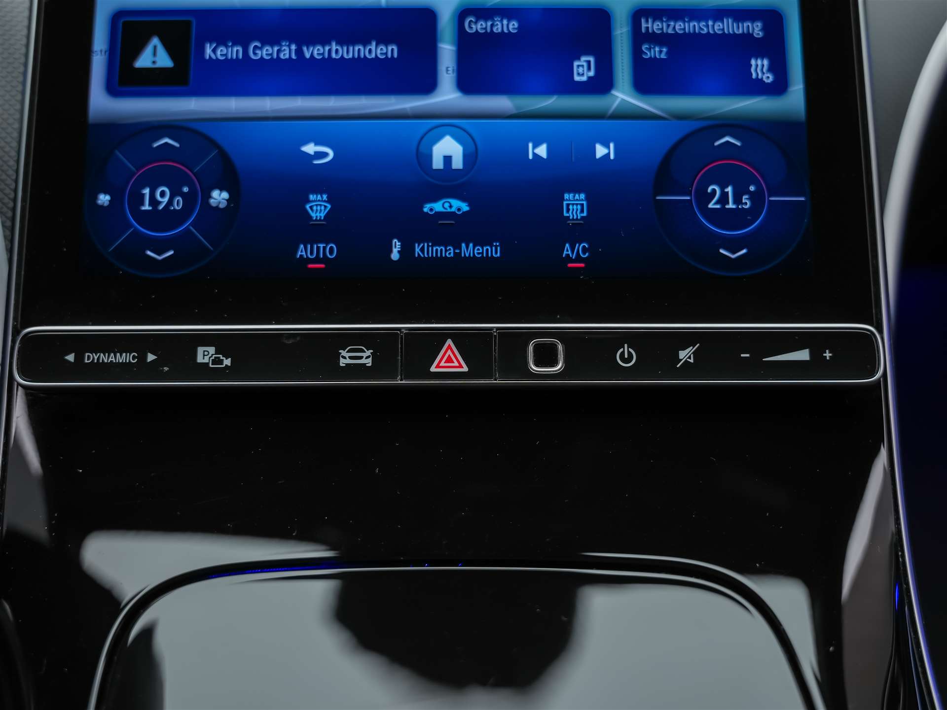 MERCEDES-BENZ C 300 d AMG Line *Werksgarantie*Abstandsregler*El. Sitze mit Memory*-image-21
