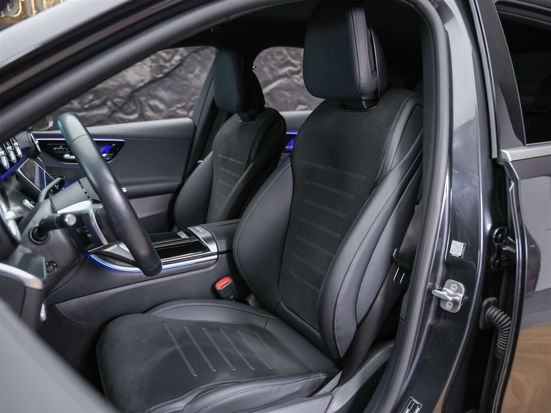 MERCEDES-BENZ C 300 d AMG Line *Werksgarantie*Abstandsregler*El. Sitze mit Memory*-image-9
