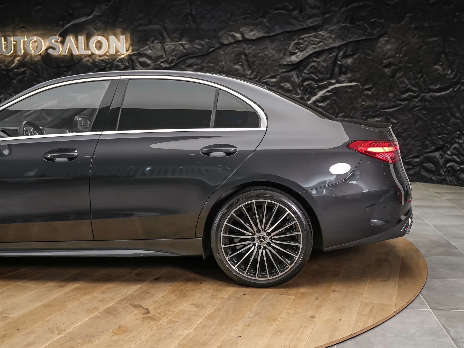 MERCEDES-BENZ C 300 d AMG Line *Werksgarantie*Abstandsregler*El. Sitze mit Memory*-image-17