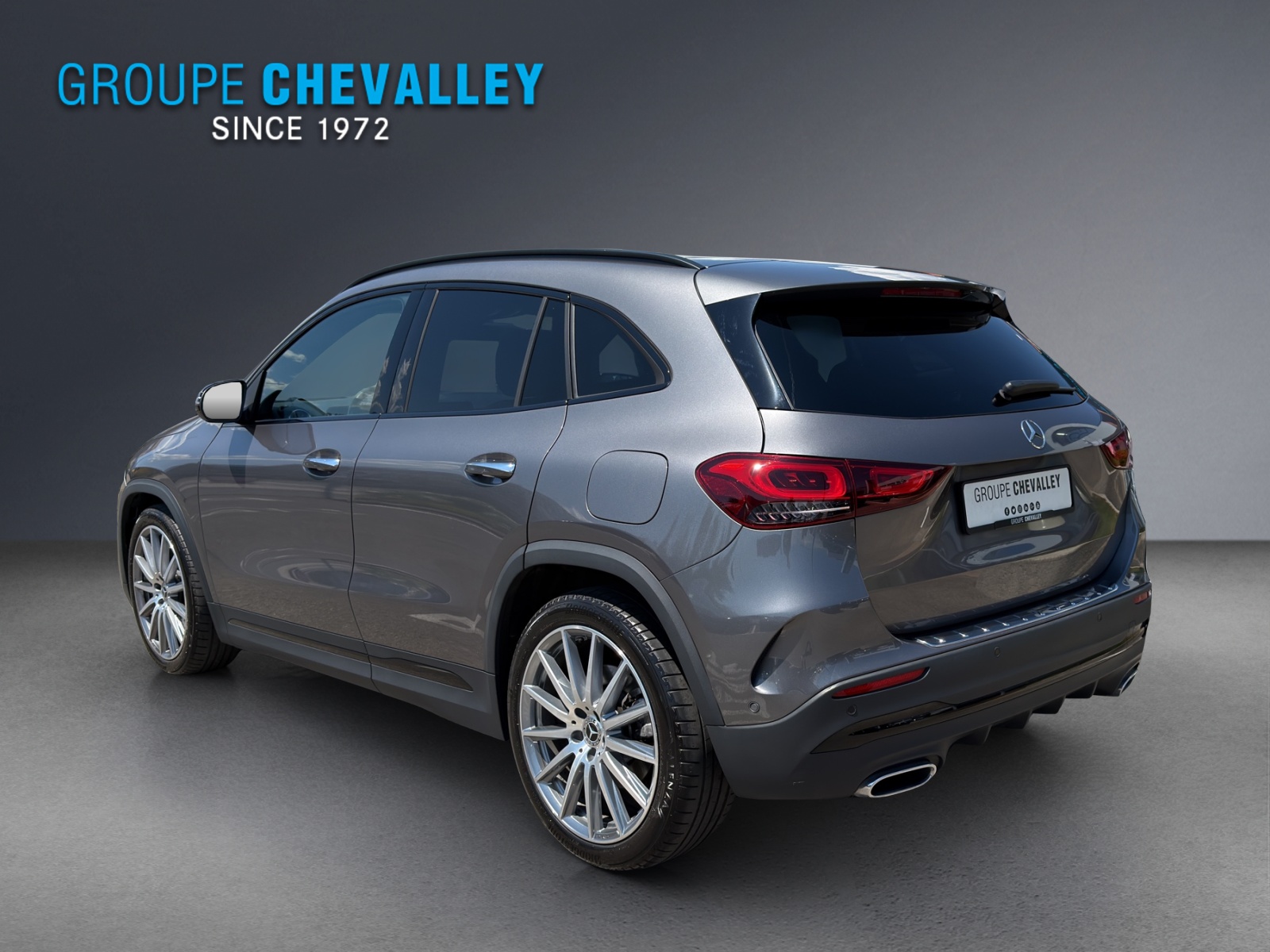 MERCEDES-BENZ GLA 250 4Matic AMG Line 8G-DCT-showroom-element-3