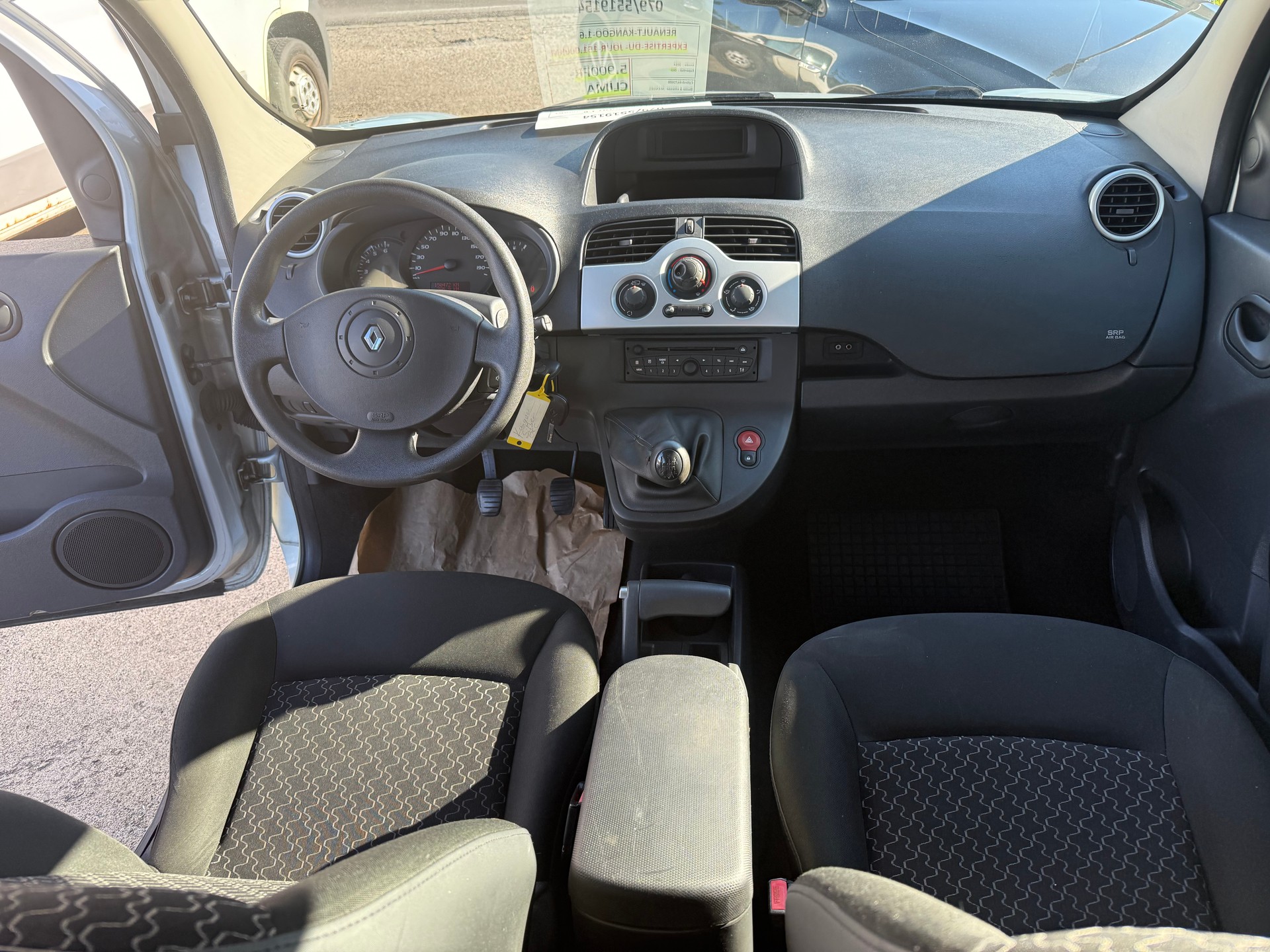 RENAULT Kangoo 1.6 16V Authentique-image-8