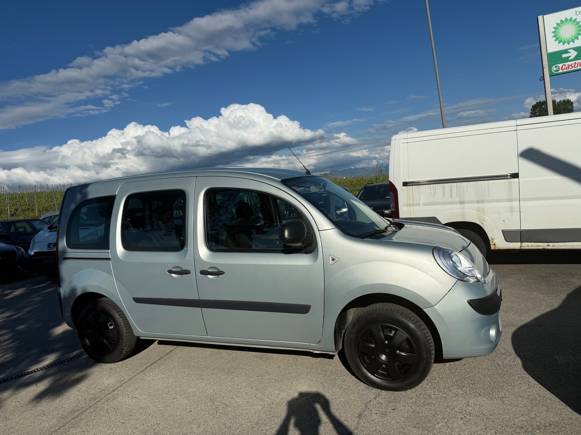 RENAULT Kangoo 1.6 16V Authentique-image-4