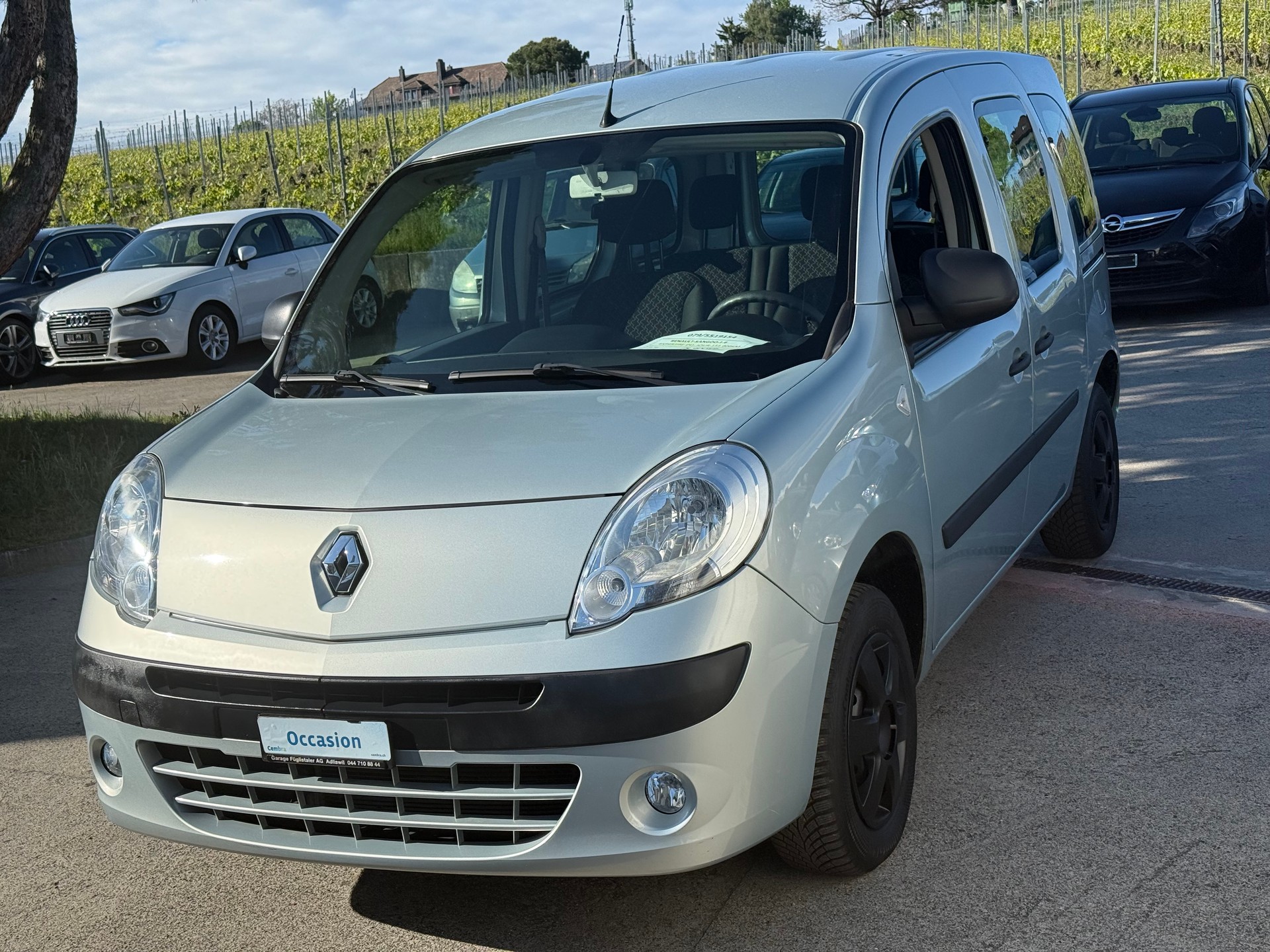 RENAULT Kangoo 1.6 16V Authentique-image-1