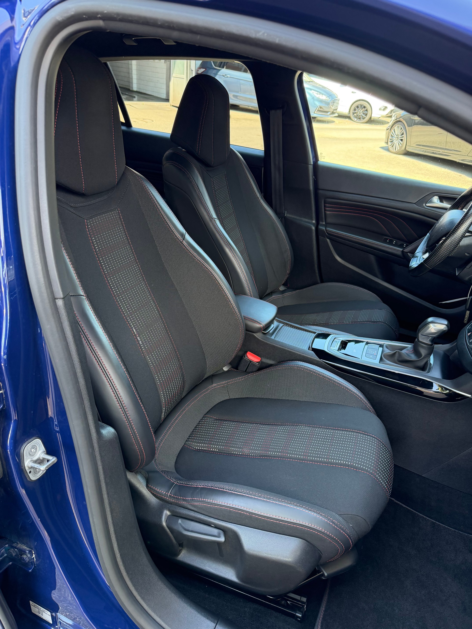 PEUGEOT 308 1.2 THP GT Line Automatic-image-15