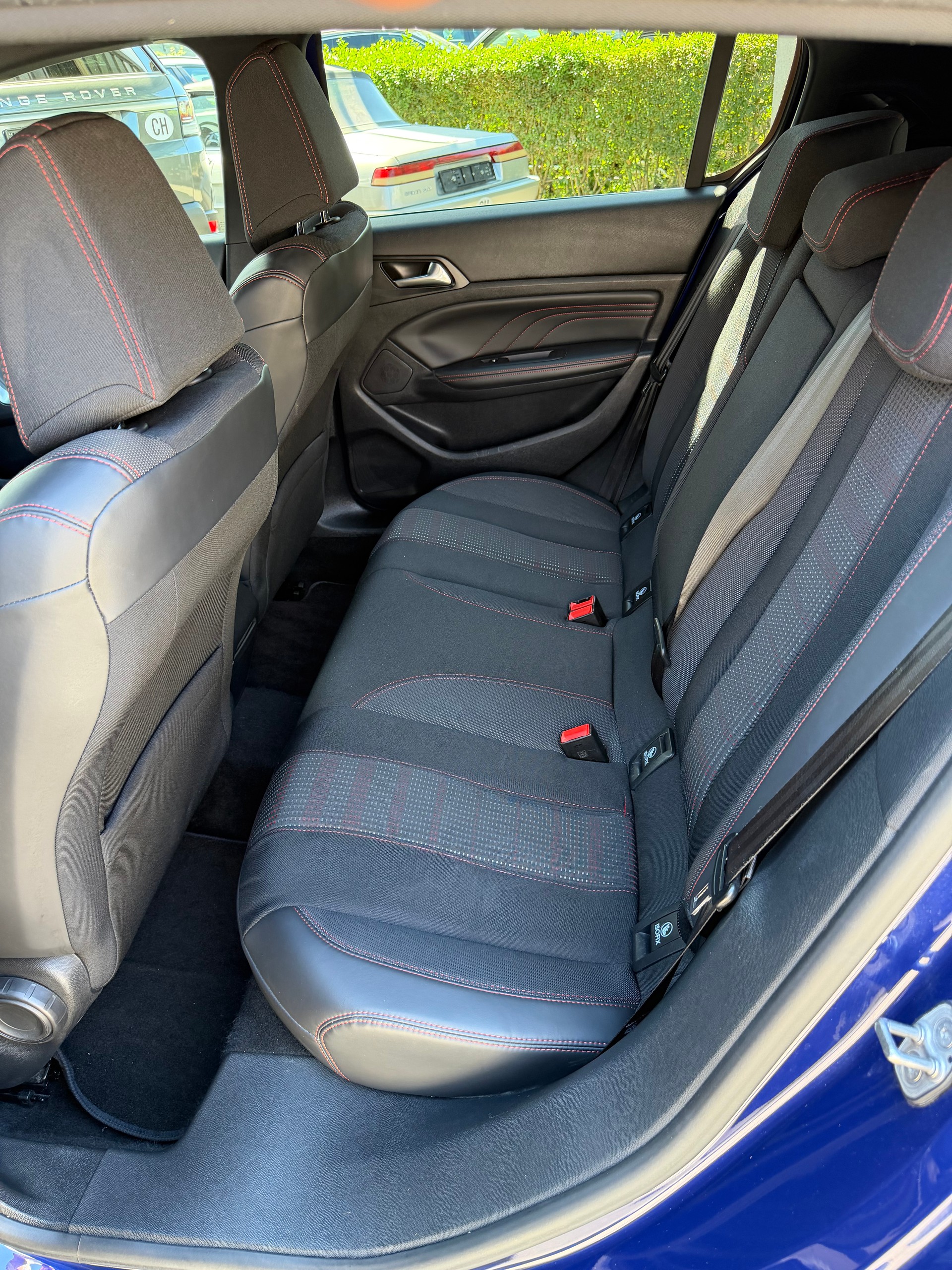 PEUGEOT 308 1.2 THP GT Line Automatic-image-12
