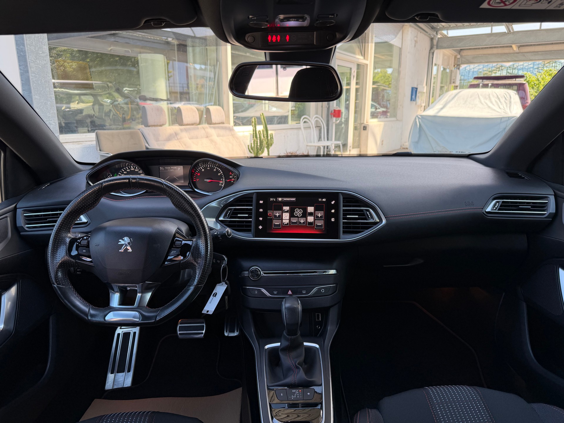 PEUGEOT 308 1.2 THP GT Line Automatic-image-11