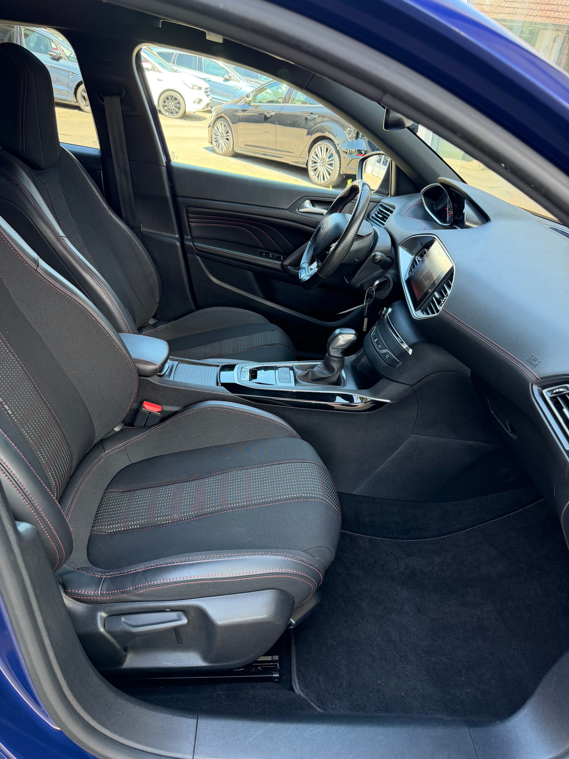 PEUGEOT 308 1.2 THP GT Line Automatic-image-14