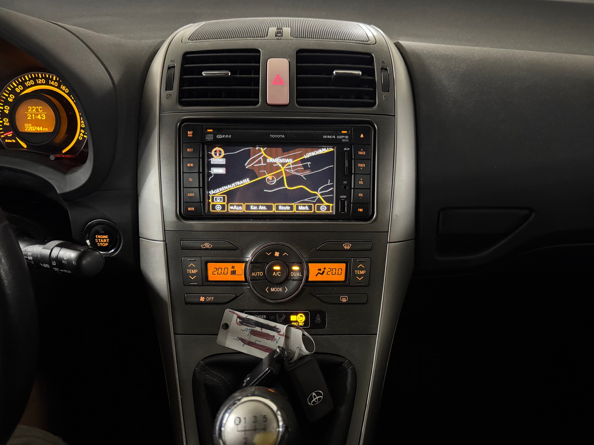 TOYOTA Auris 2.2 D-4D CleanPower Linea Sol Premium-image-12
