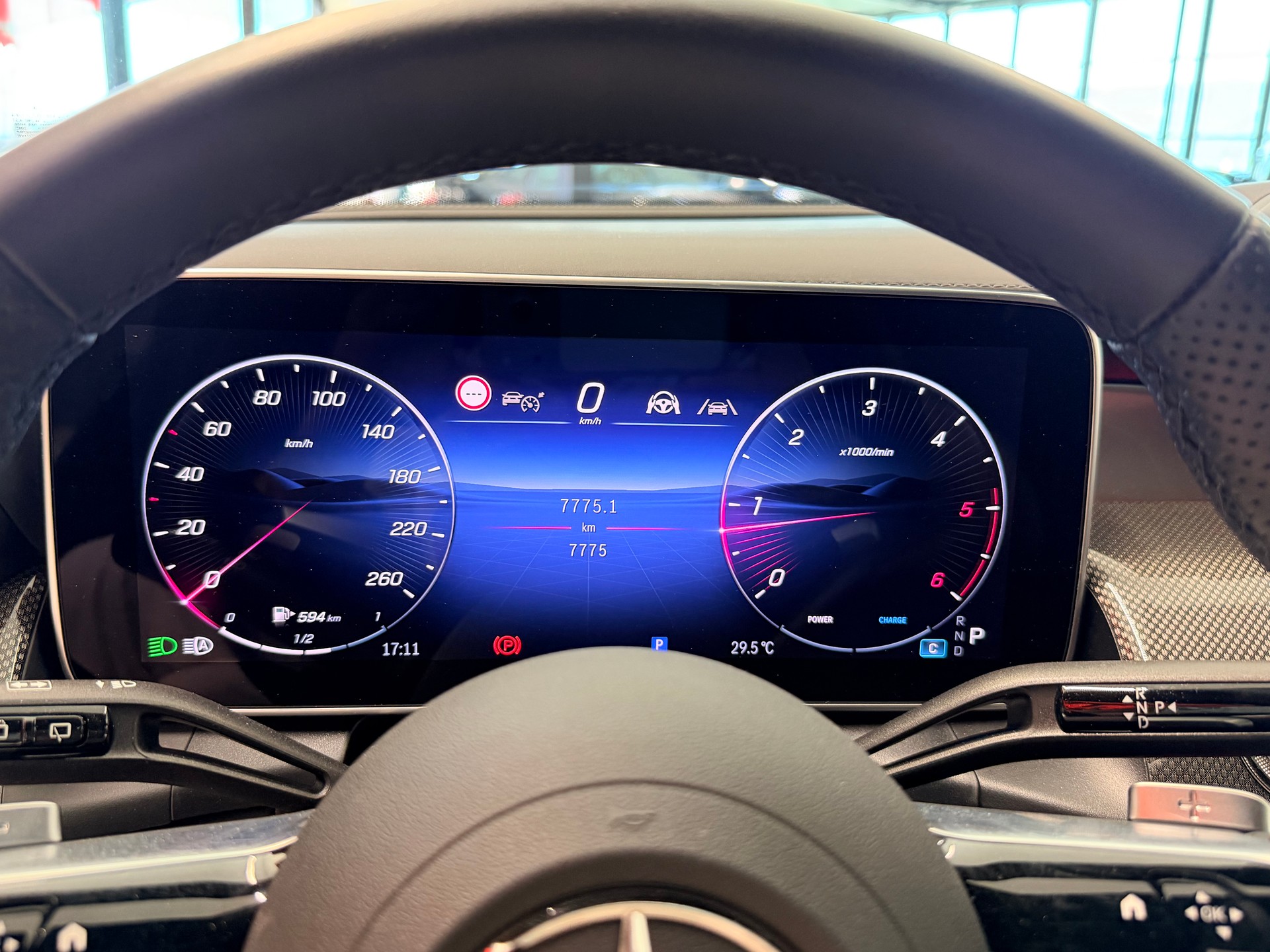 MERCEDES-BENZ GLC 300 d 4Matic 9G-Tronic-image-26
