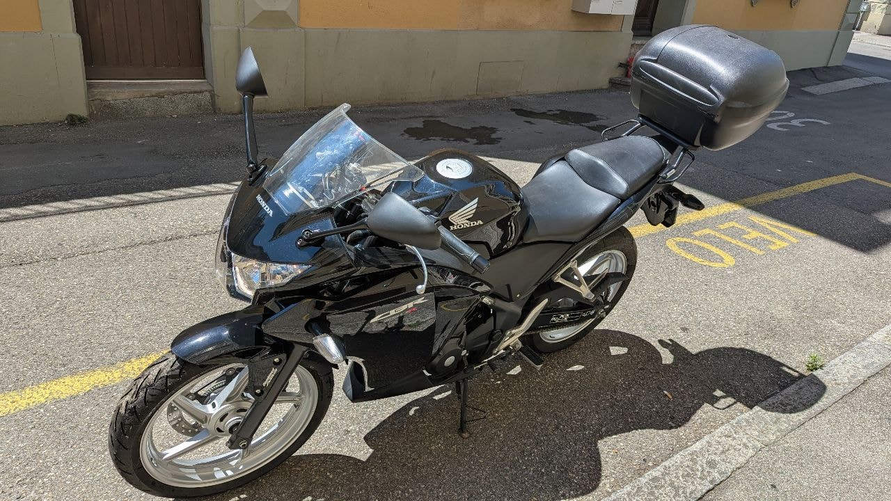 HONDA CBR 250 RA