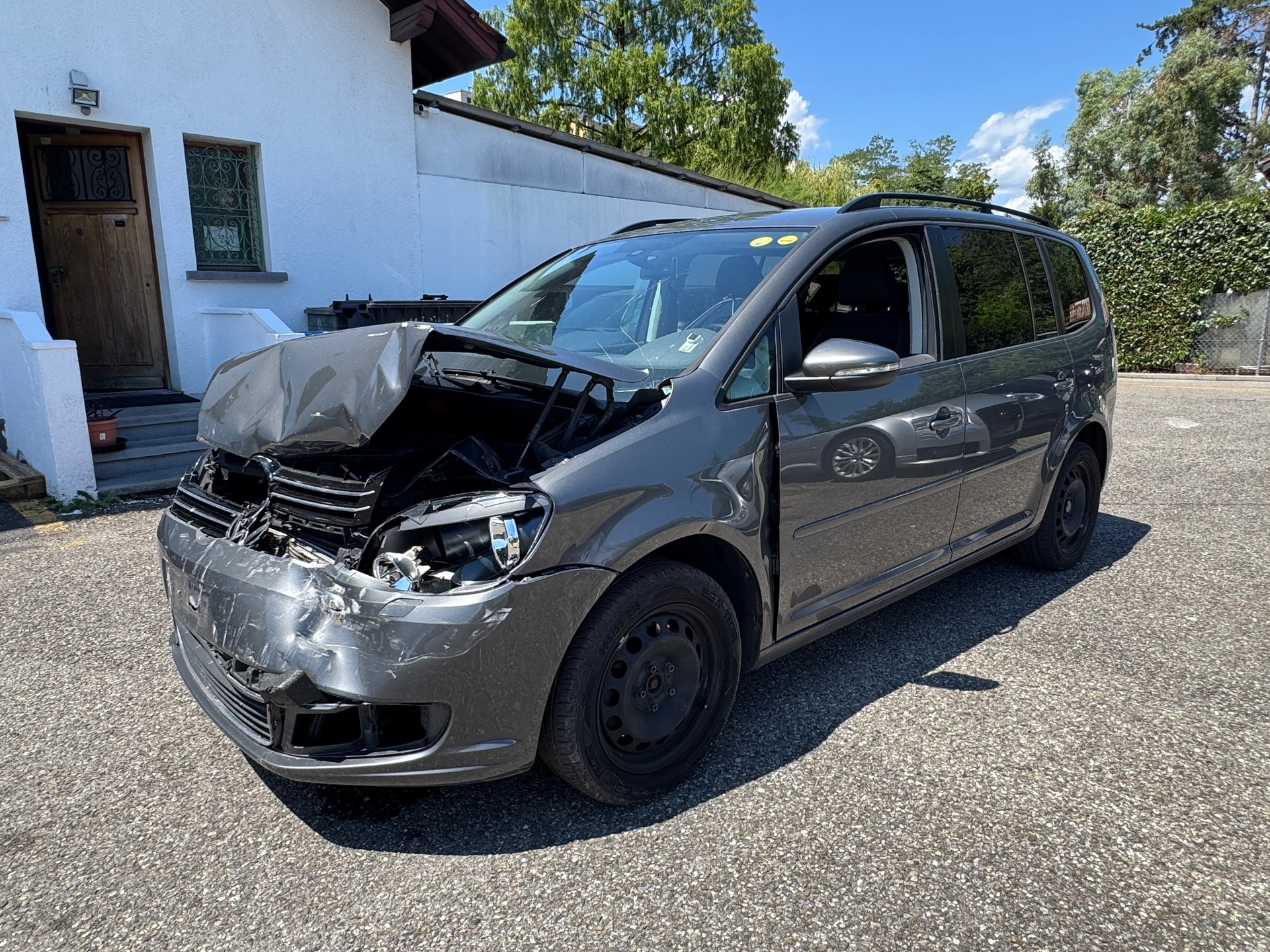 VW Touran 2.0 TDI Comfortline-image-4