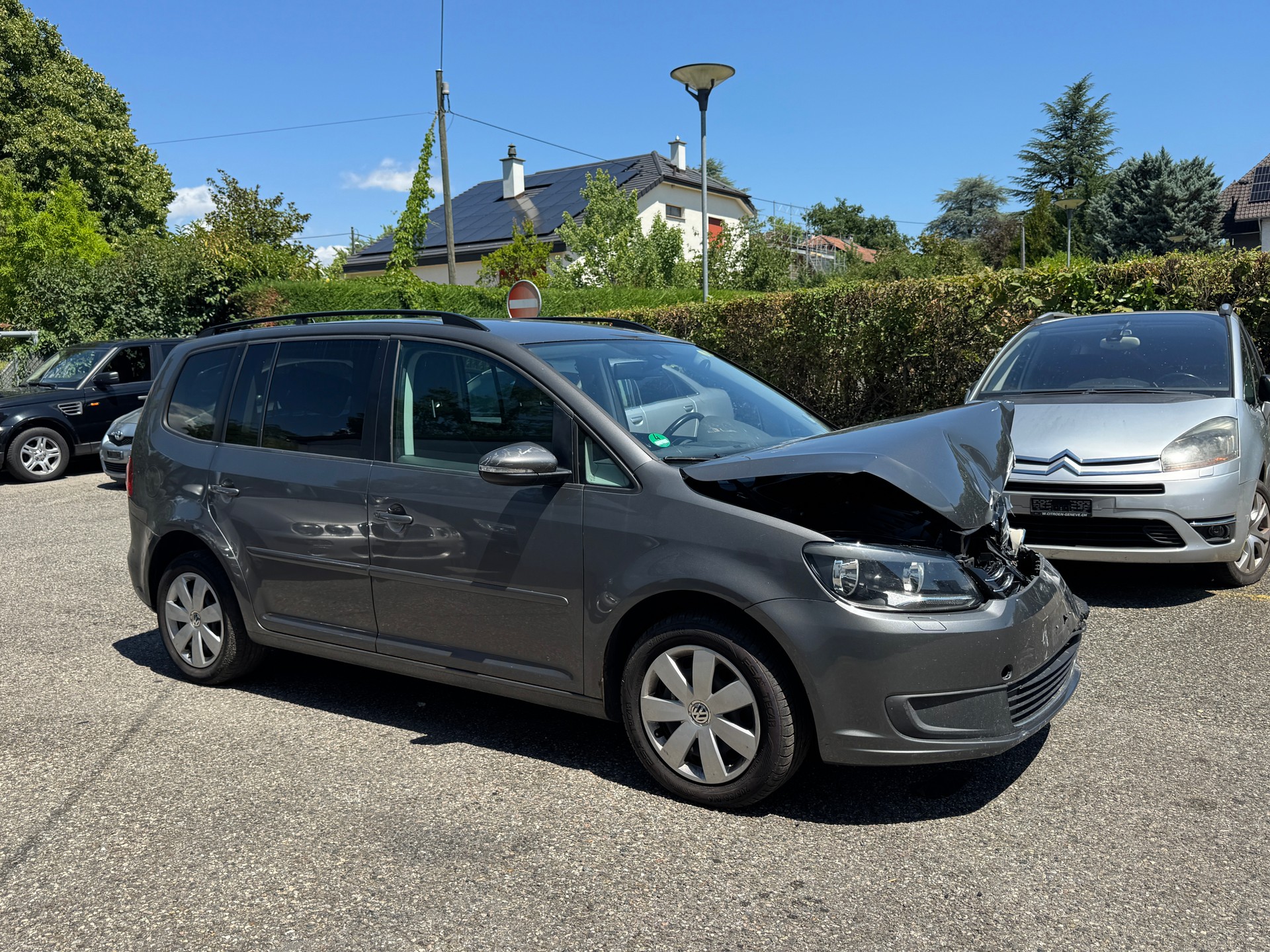 VW Touran 2.0 TDI Comfortline-image-3