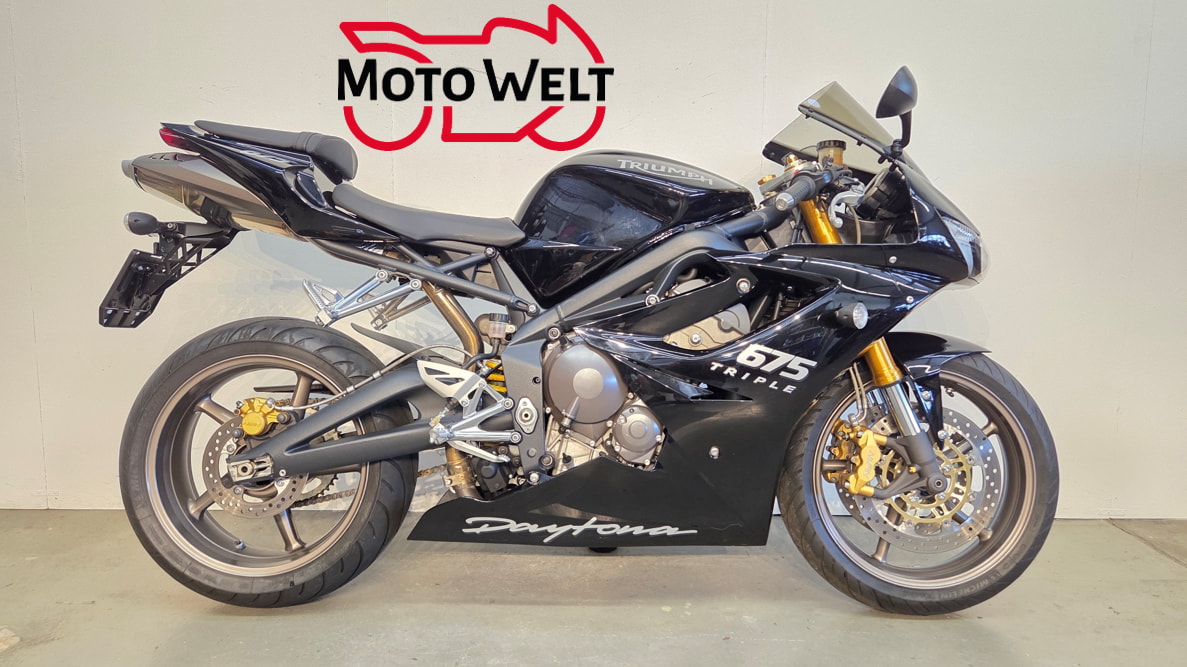 TRIUMPH Daytona 675