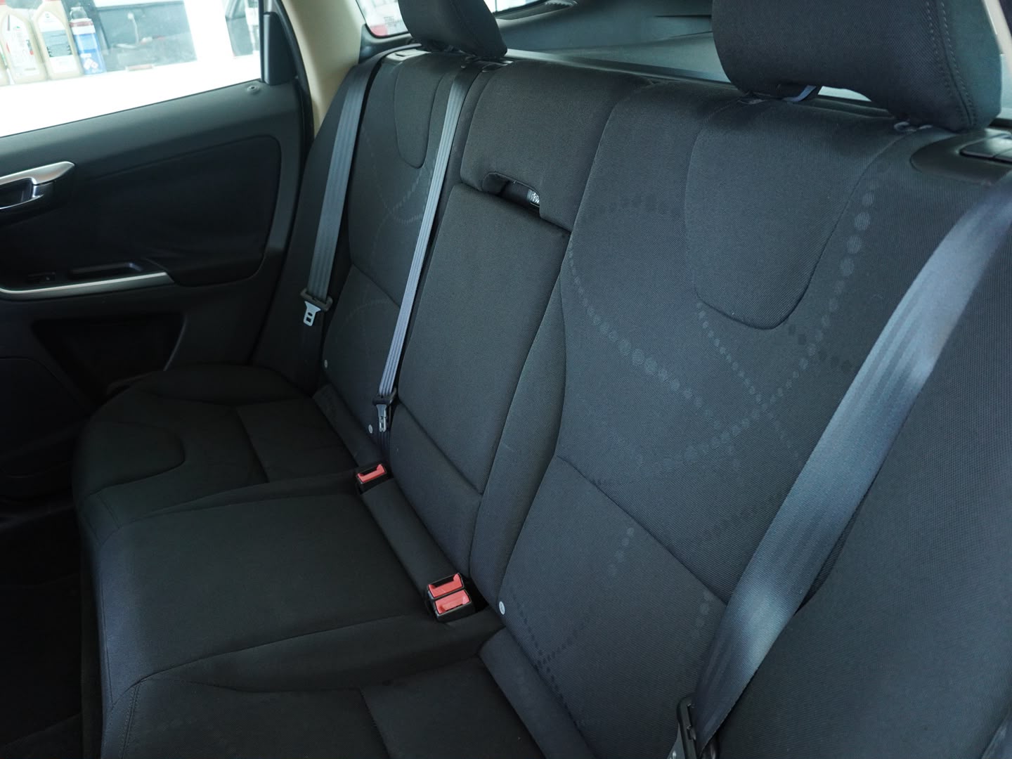 VOLVO XC60 2.4D-image-4