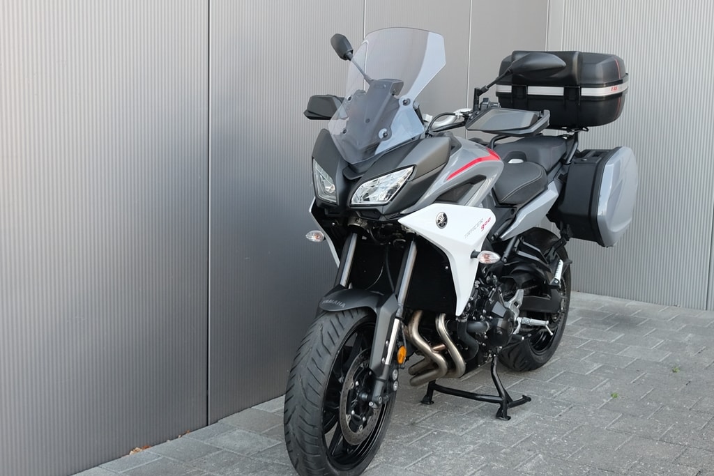 YAMAHA MT-09 ABS Tracer-showroom-element-1