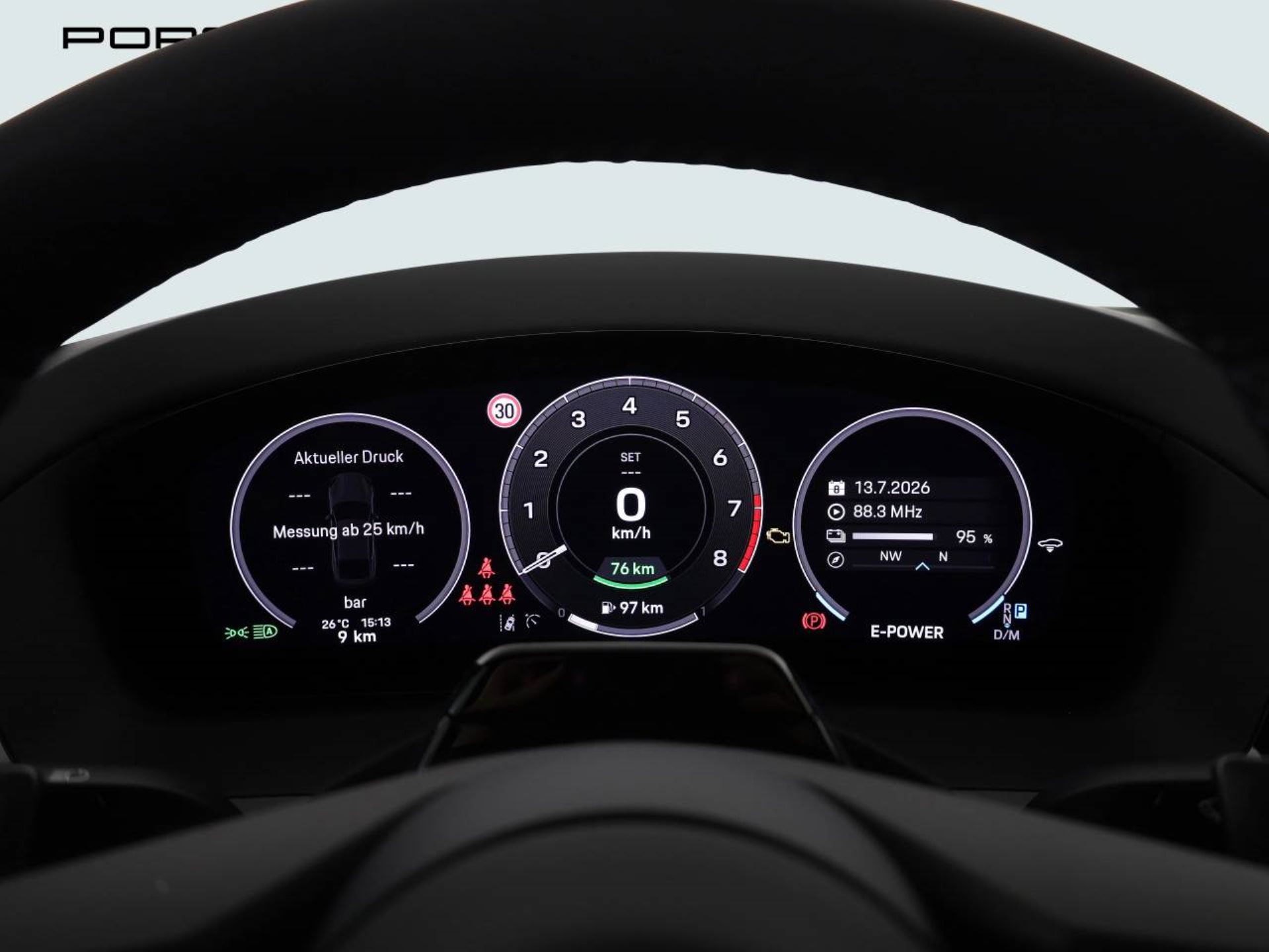 PORSCHE Panamera 4S E-Hybrid-image-13