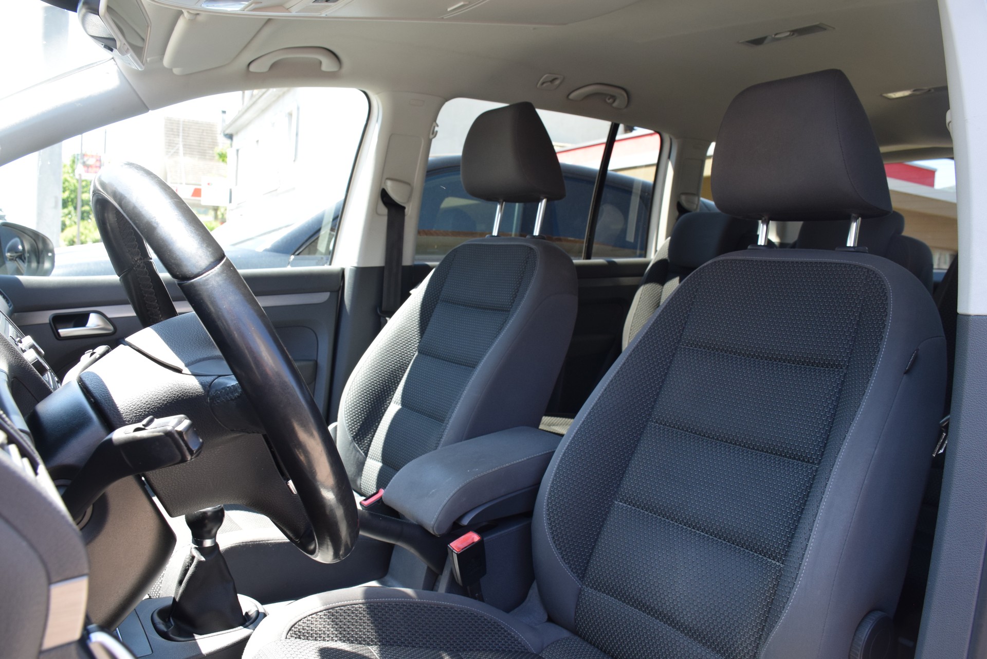 VW Touran 1.4 TSI Comfortline-image-11