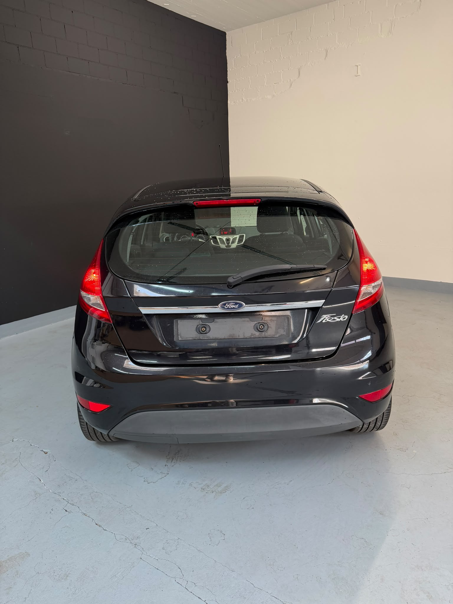 FORD Fiesta 1.4 16V Trend ***CH-Fahrzeug***-image-4