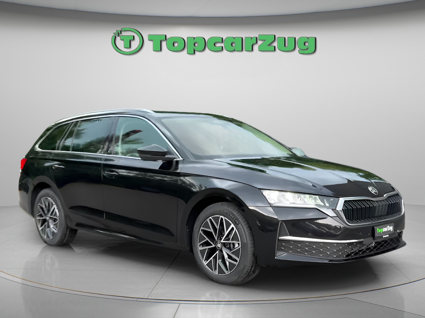 SKODA Octavia Combi 1.5 TSI mHEV DSG Selection-image-3