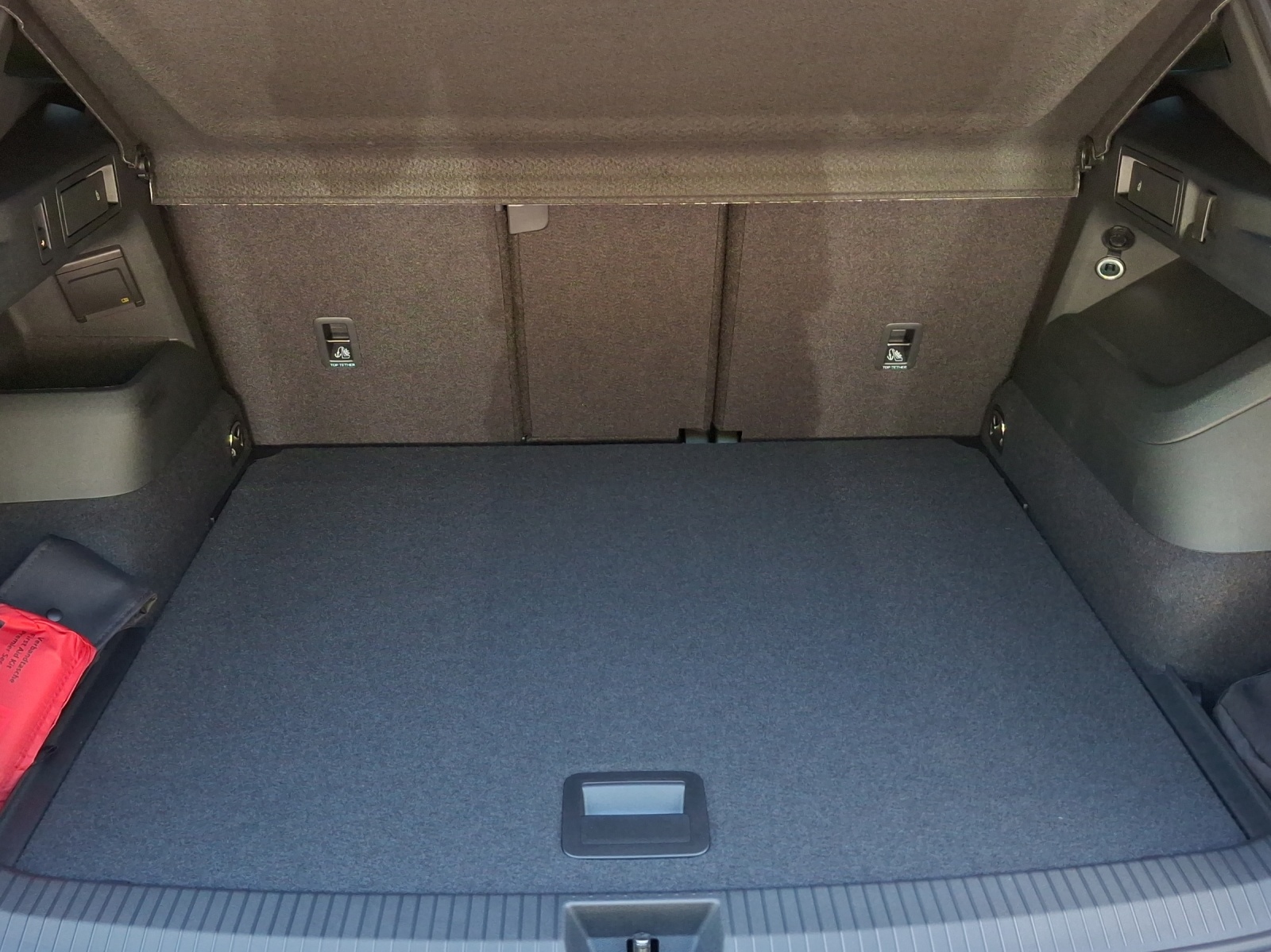 VW Tiguan 2.0 TSI DSG R-Line Plus 4Motion-image-12