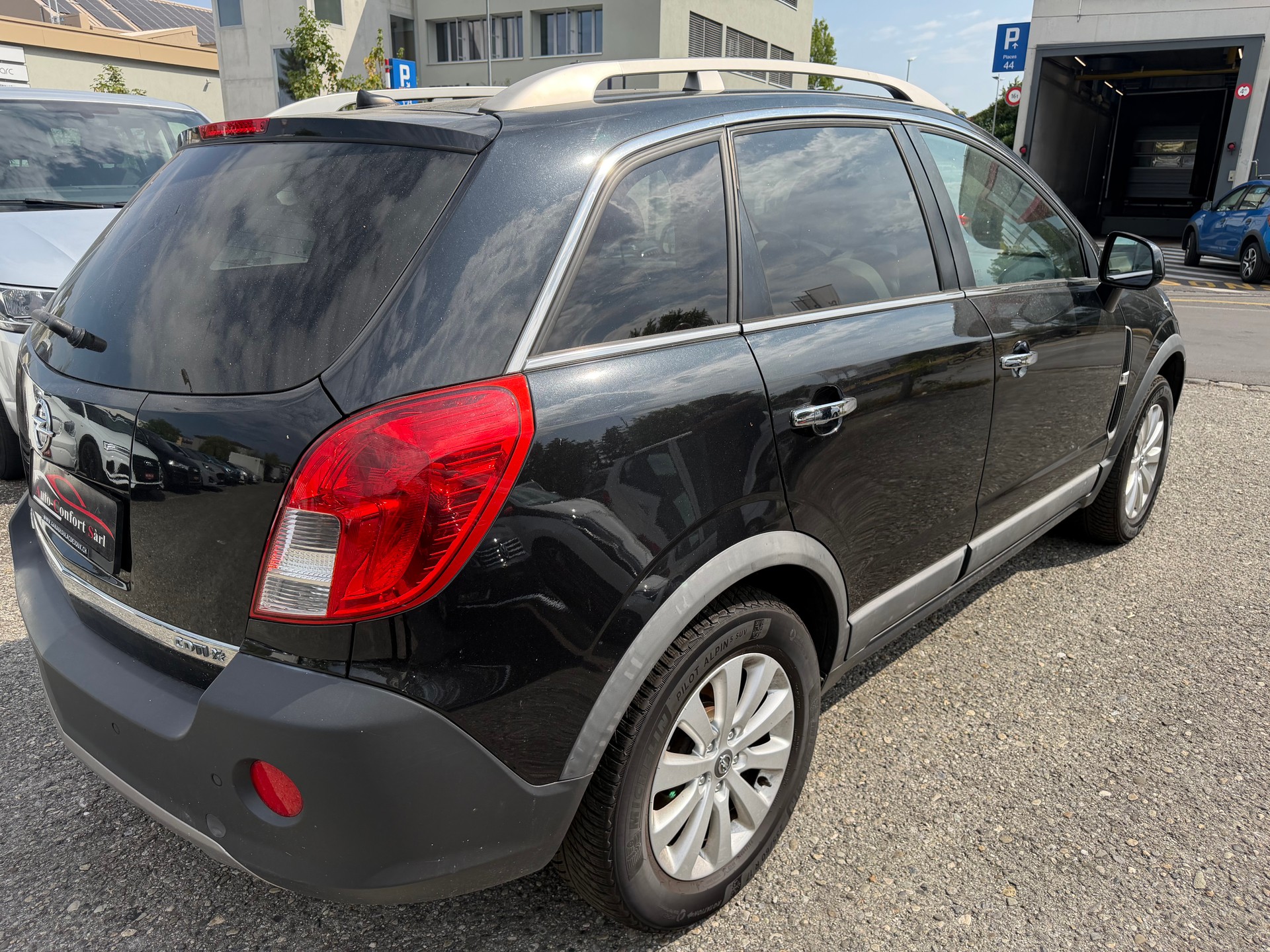 OPEL Antara 2.0 CDTi Cosmo 4WD-image-6