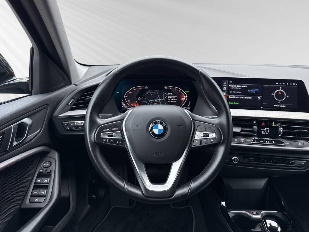 BMW 118i Sport Line Steptronic-image-5