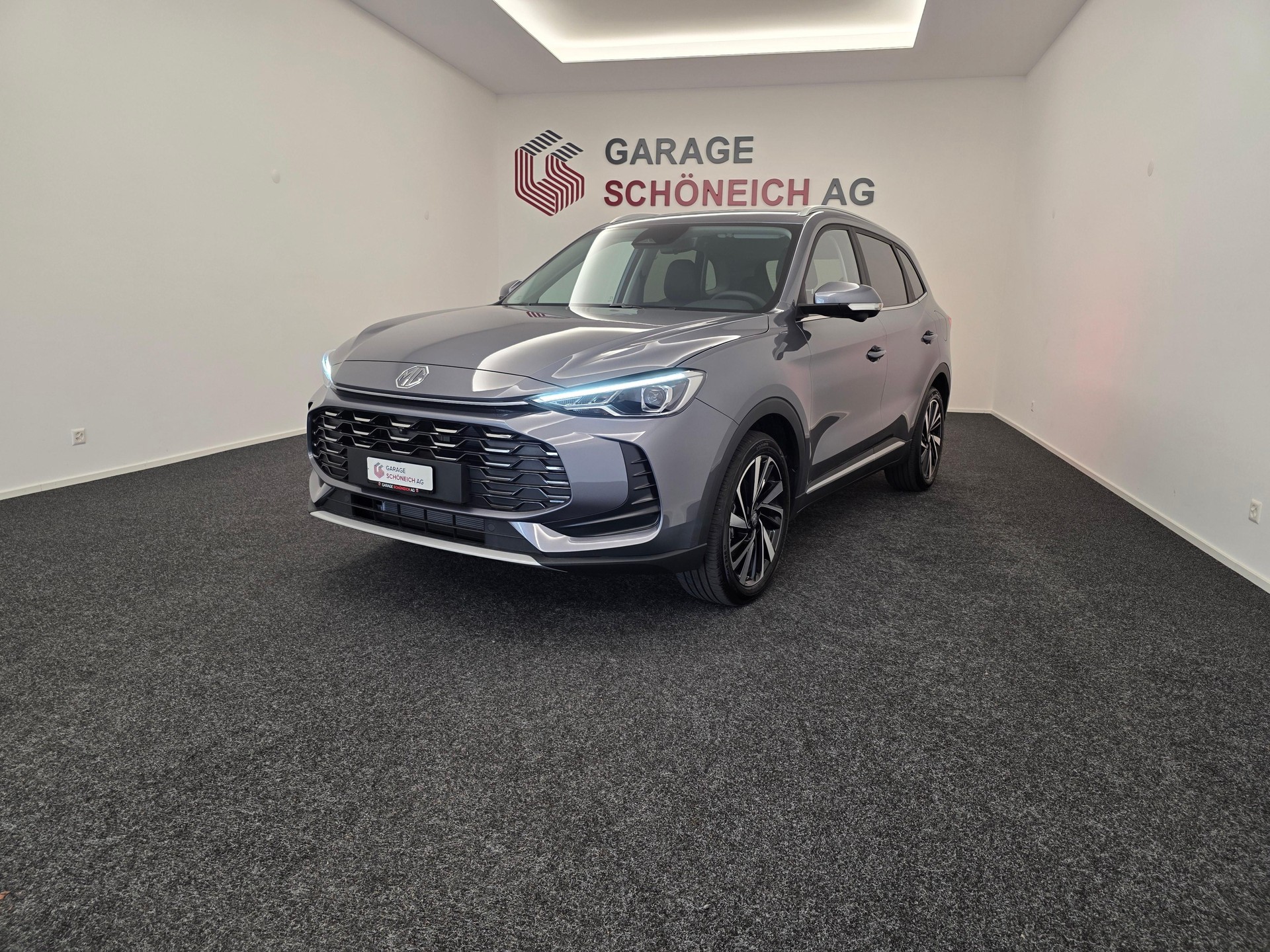 MG ZS 1.5 Hybrid+ Luxury-image-0