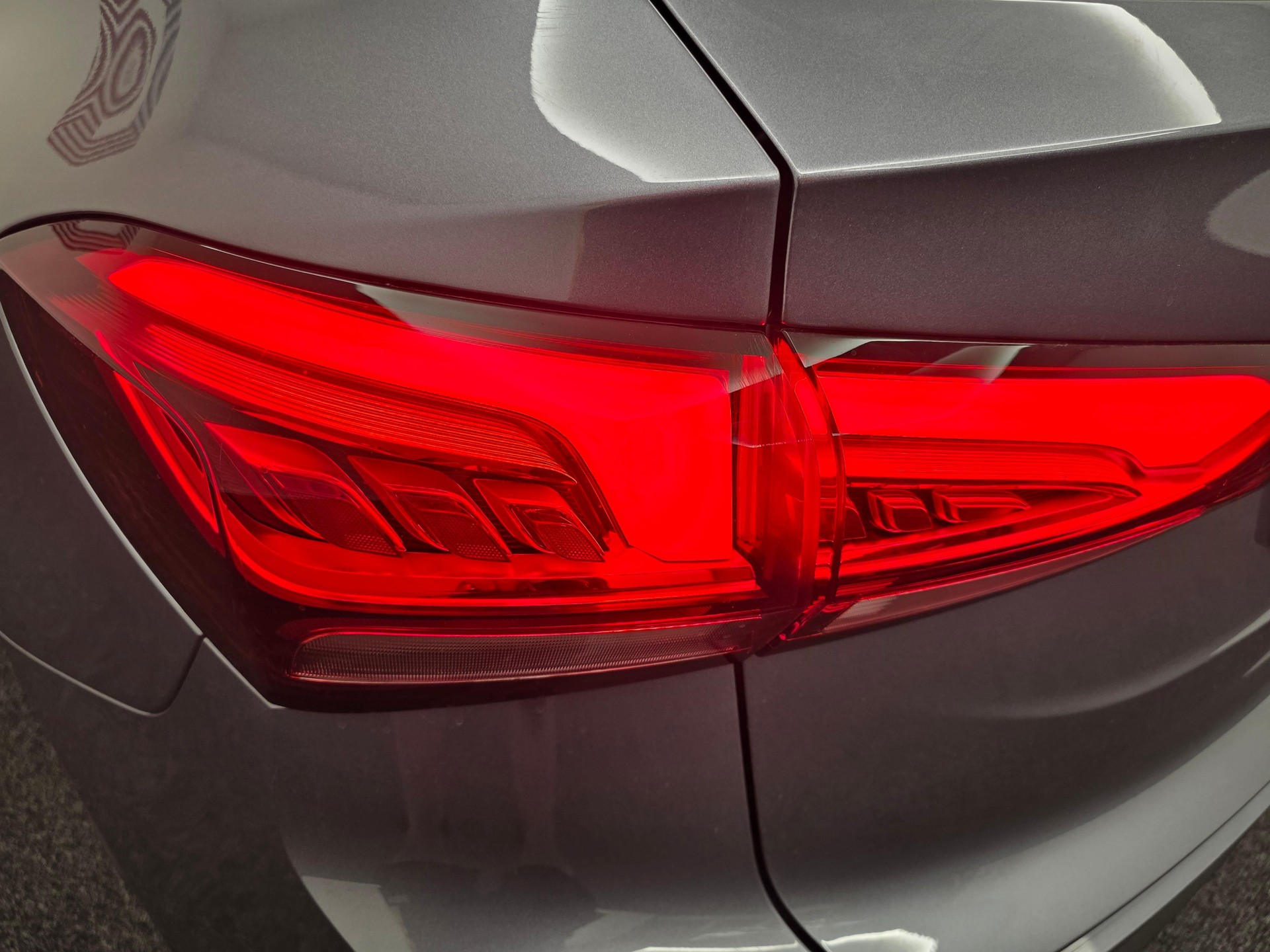 MG ZS 1.5 Hybrid+ Luxury-image-8