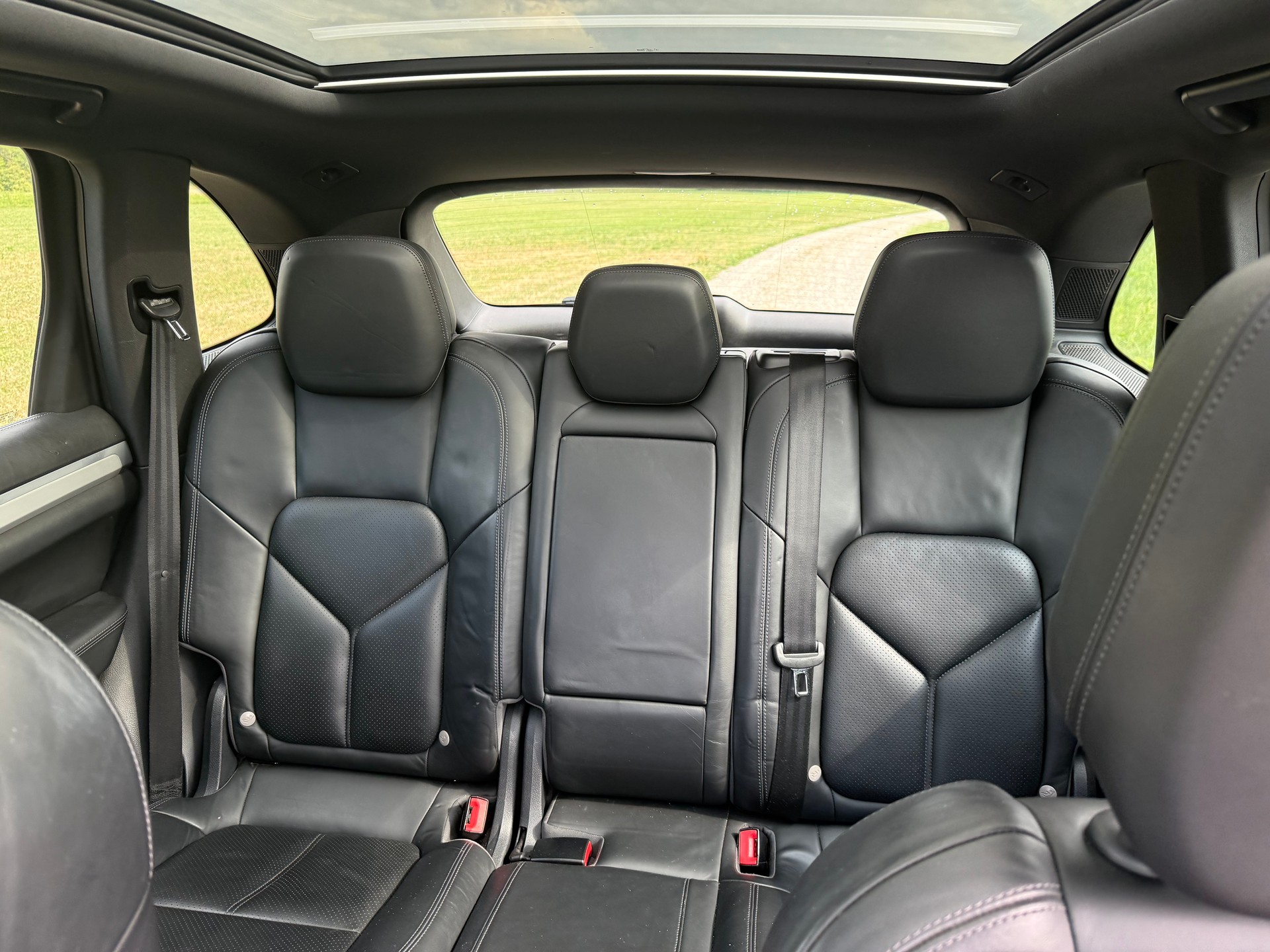 PORSCHE Cayenne Diesel-image-12