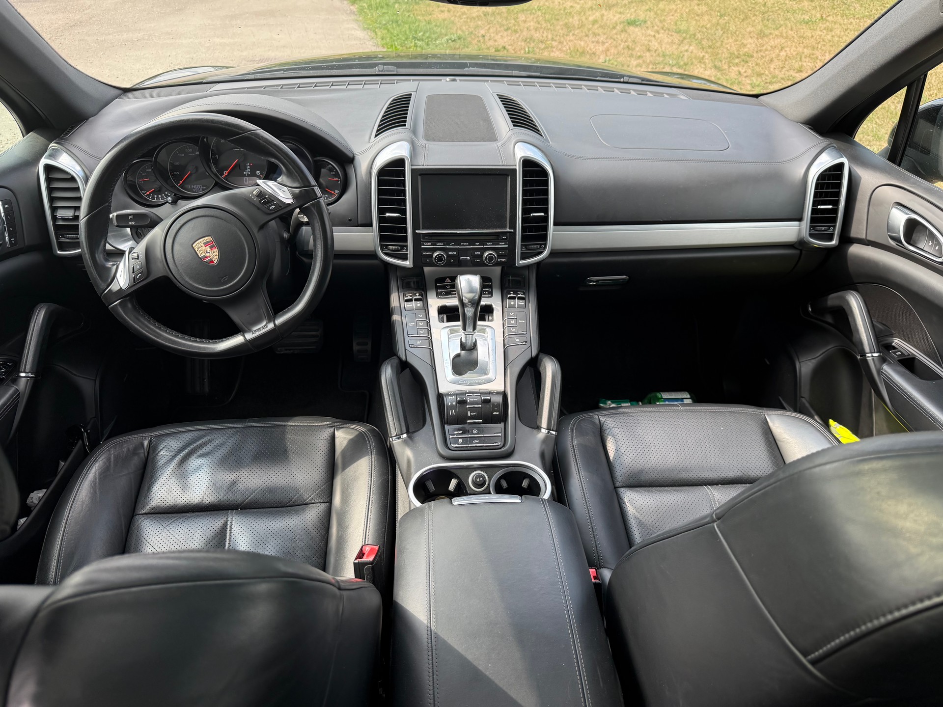 PORSCHE Cayenne Diesel-image-15
