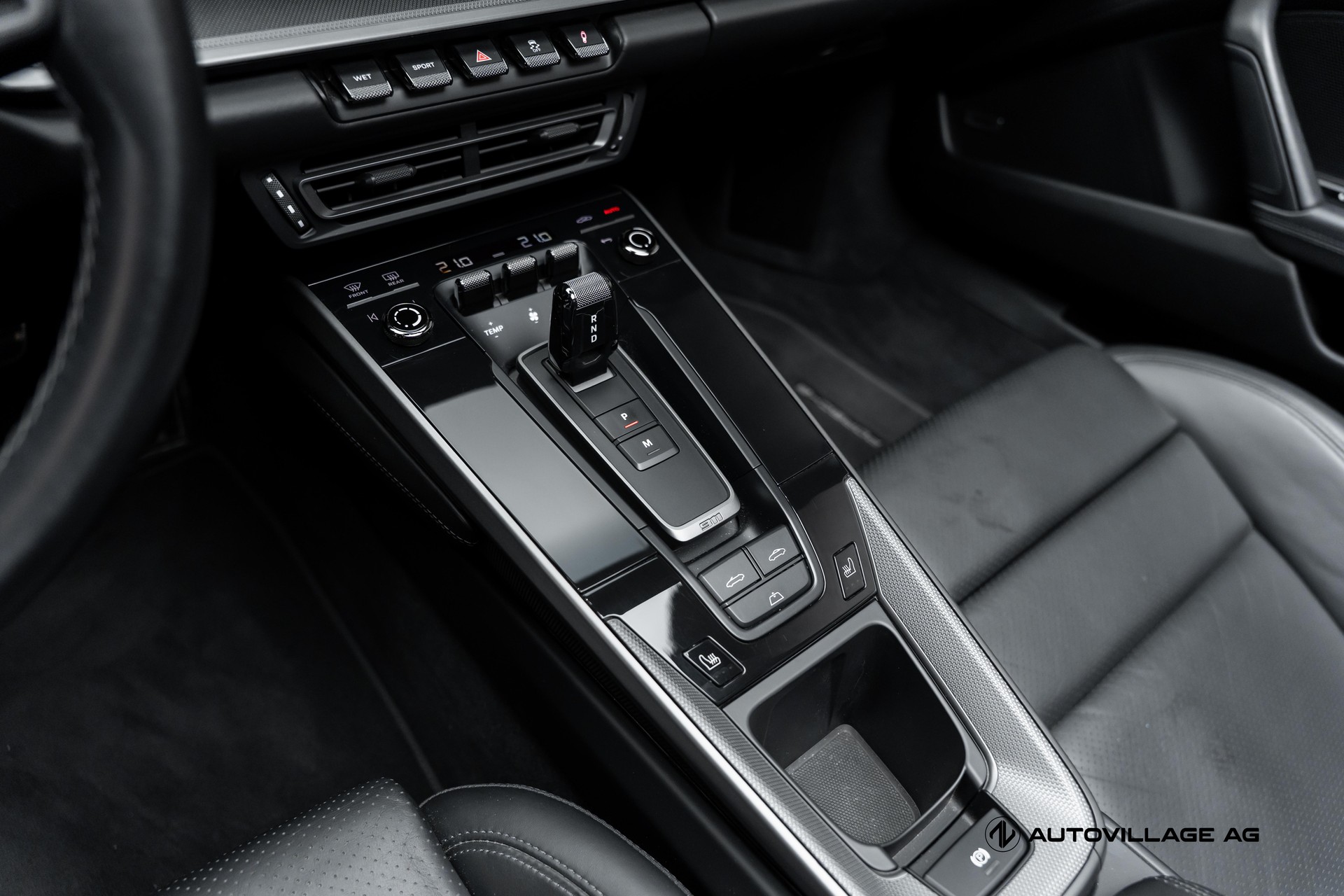 PORSCHE 911 Carrera 4 Cabriolet PDK-image-12