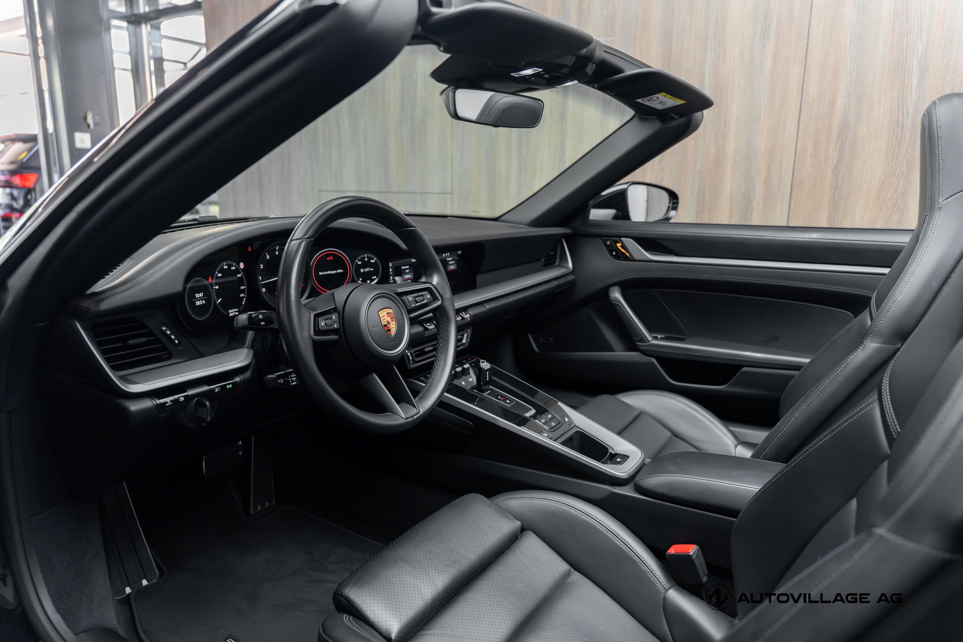 PORSCHE 911 Carrera 4 Cabriolet PDK-showroom-element-2