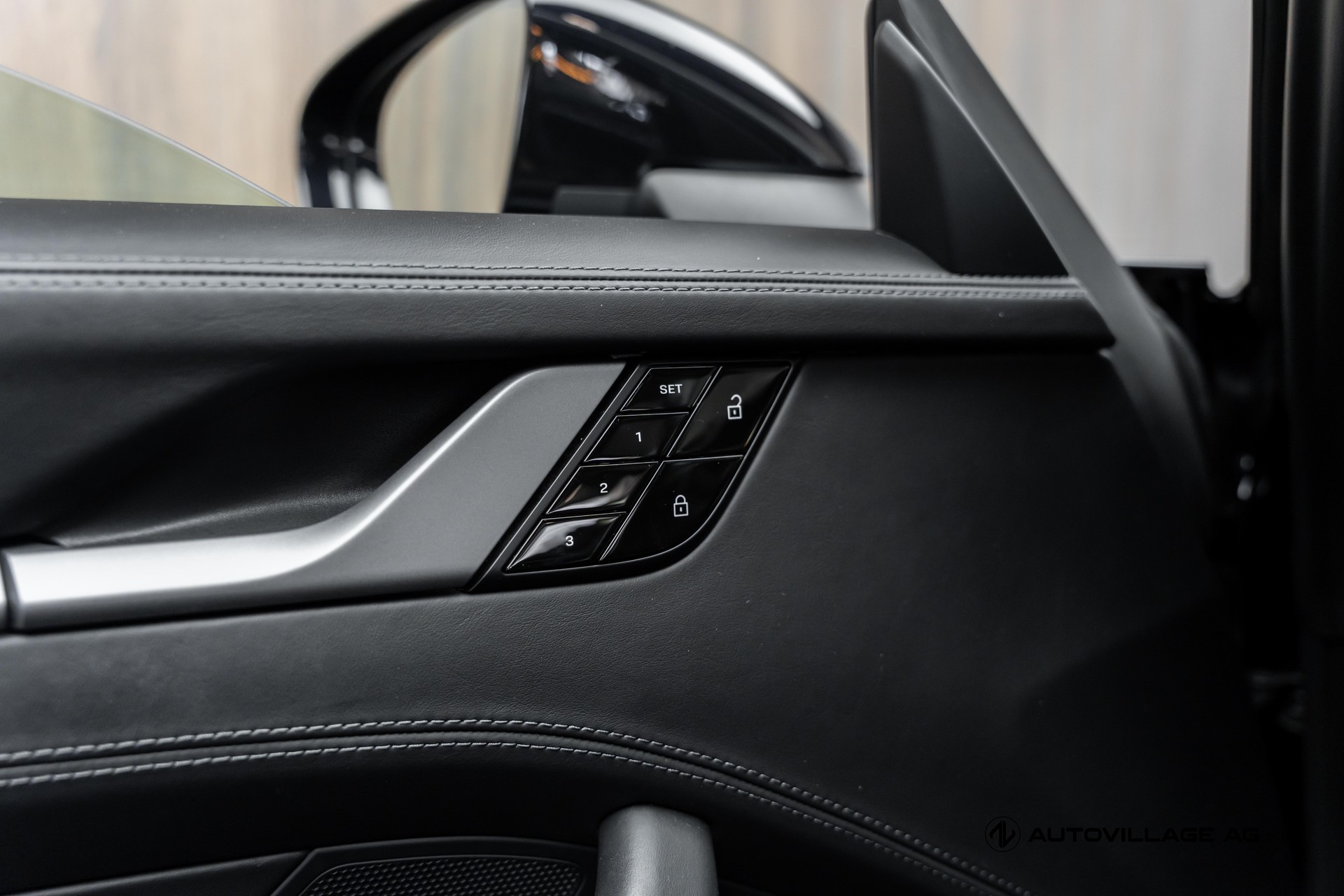 PORSCHE 911 Carrera 4 Cabriolet PDK-image-18