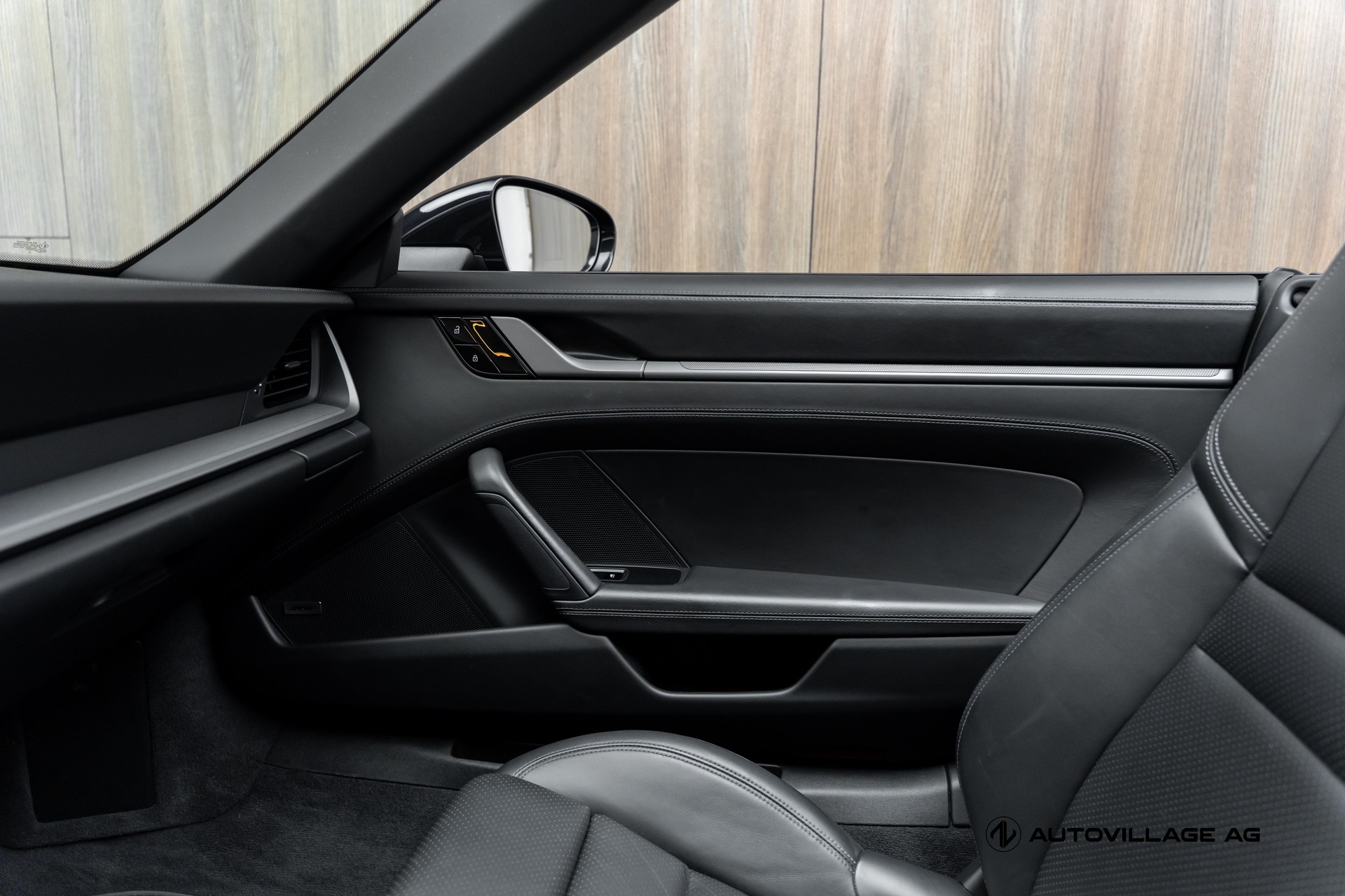 PORSCHE 911 Carrera 4 Cabriolet PDK-image-15