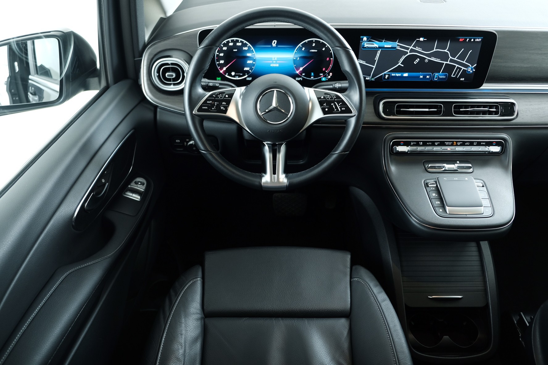 MERCEDES-BENZ V 250 d lang Avantgarde 4Matic G-Tronic-image-4