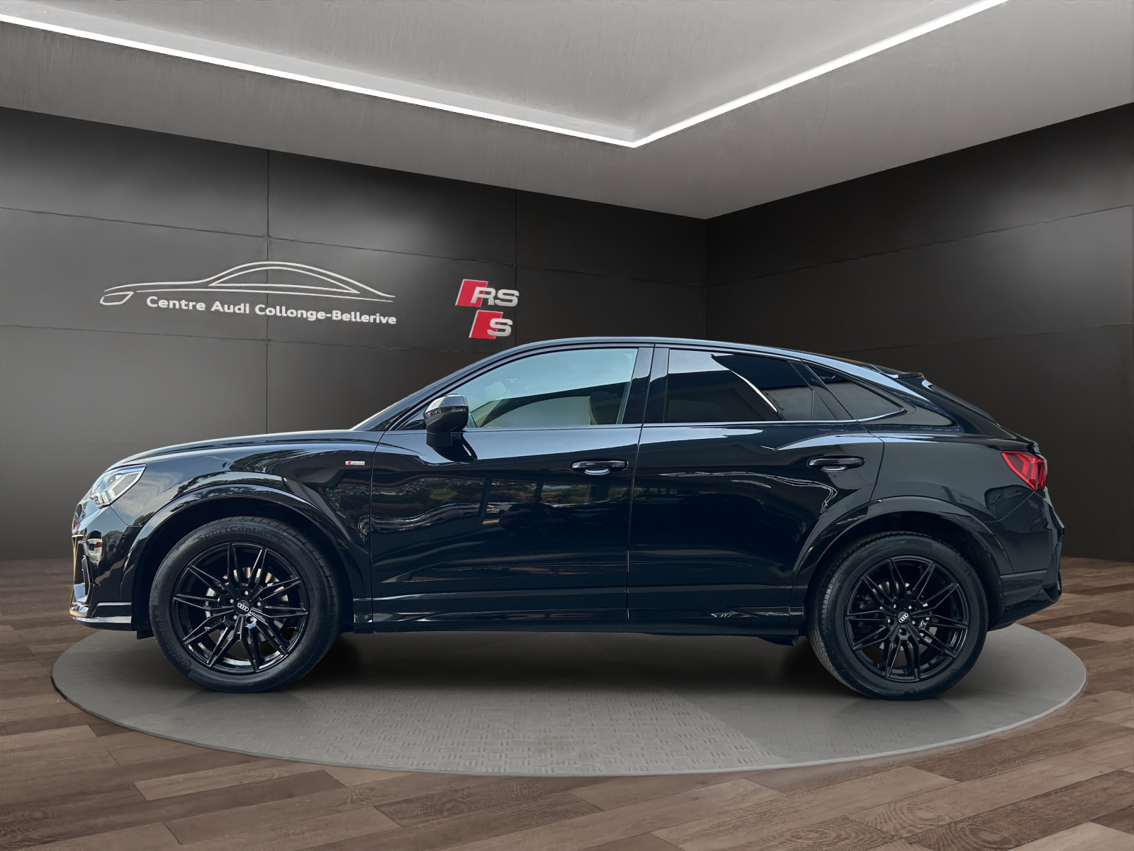 AUDI Q3 Sportback 35 TFSI S line Attraction S-tronic-image-2