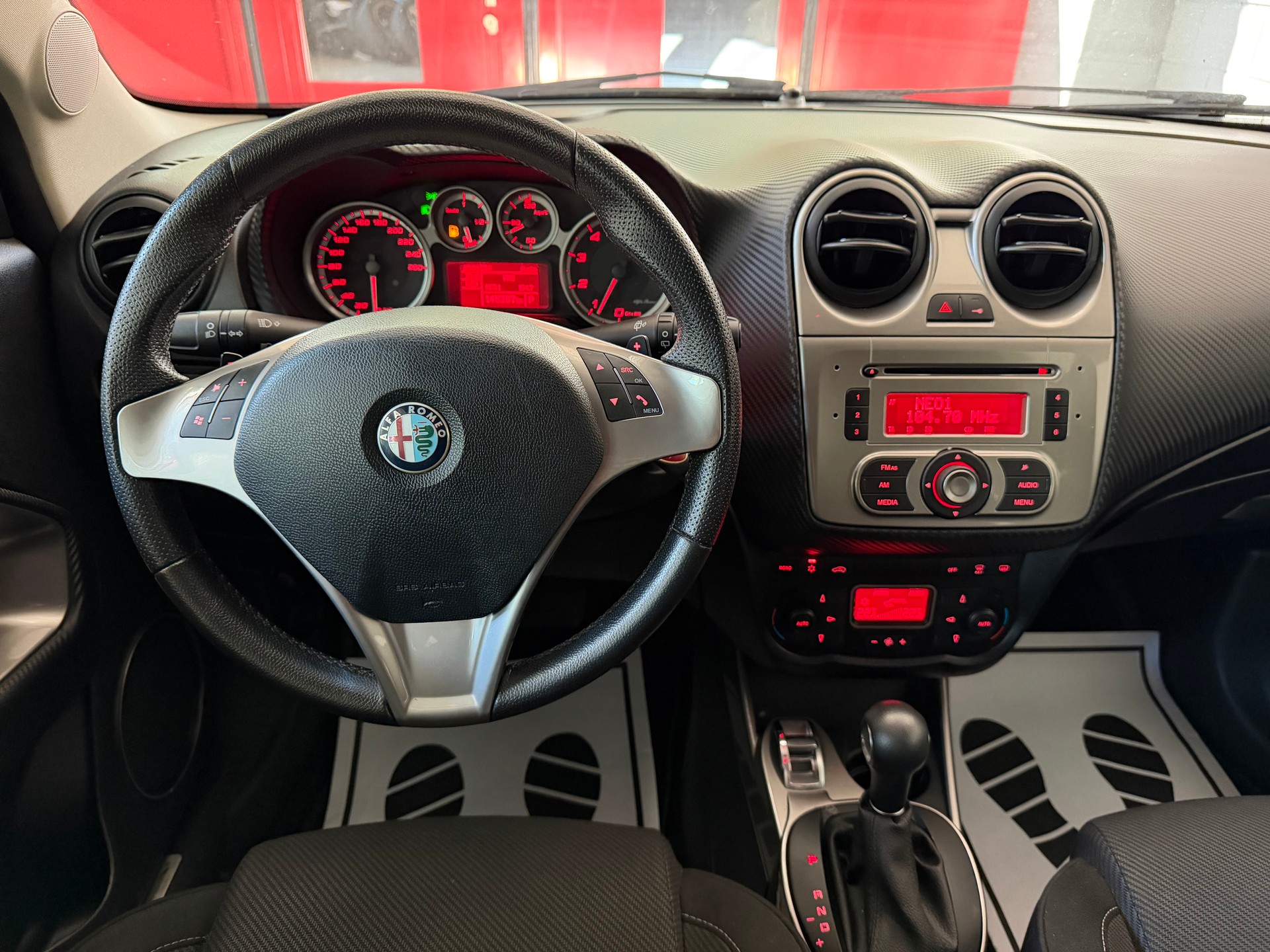 ALFA ROMEO MiTo 1.4 TB Progression TCT FIX PREIS!-image-11