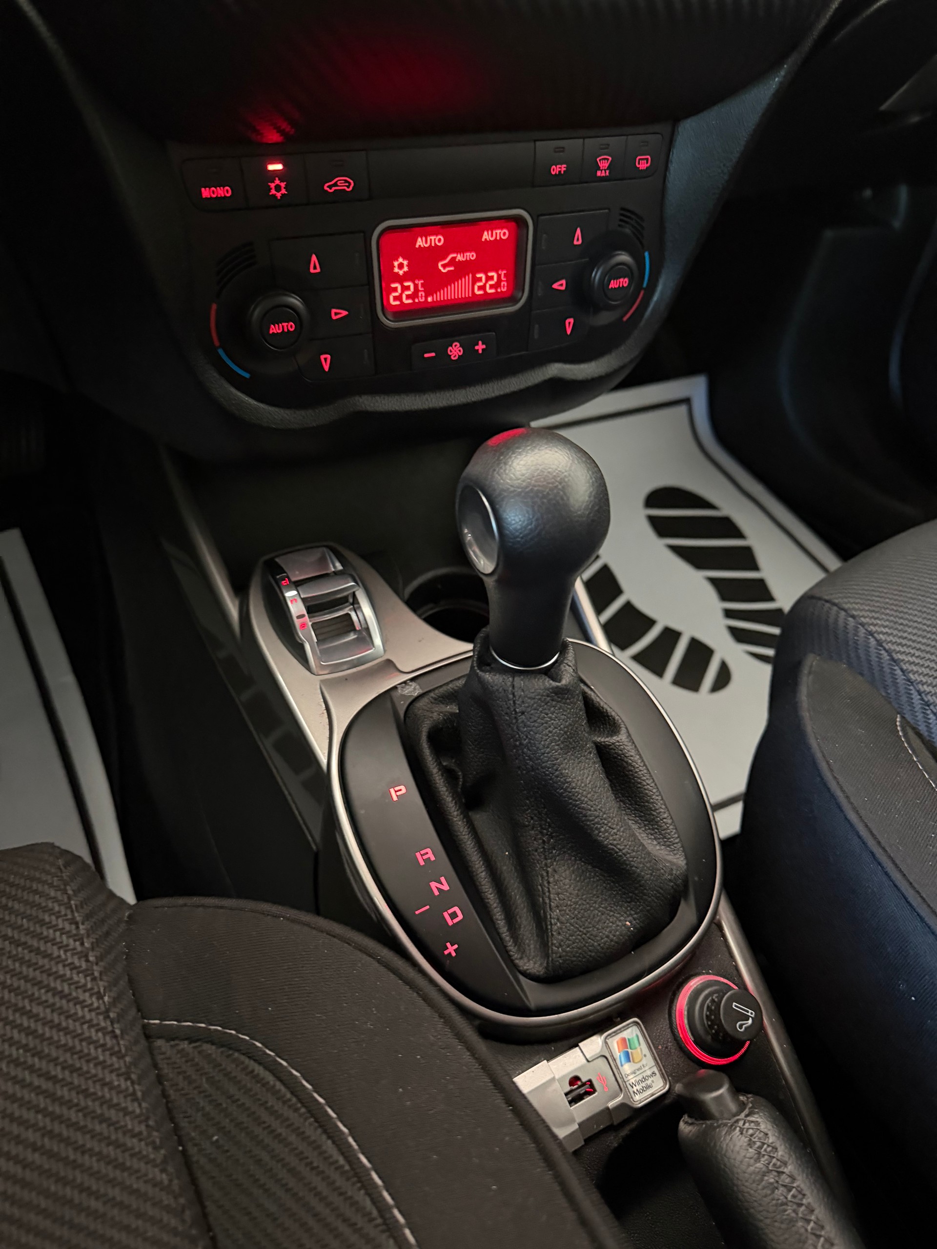 ALFA ROMEO MiTo 1.4 TB Progression TCT FIX PREIS!-image-12